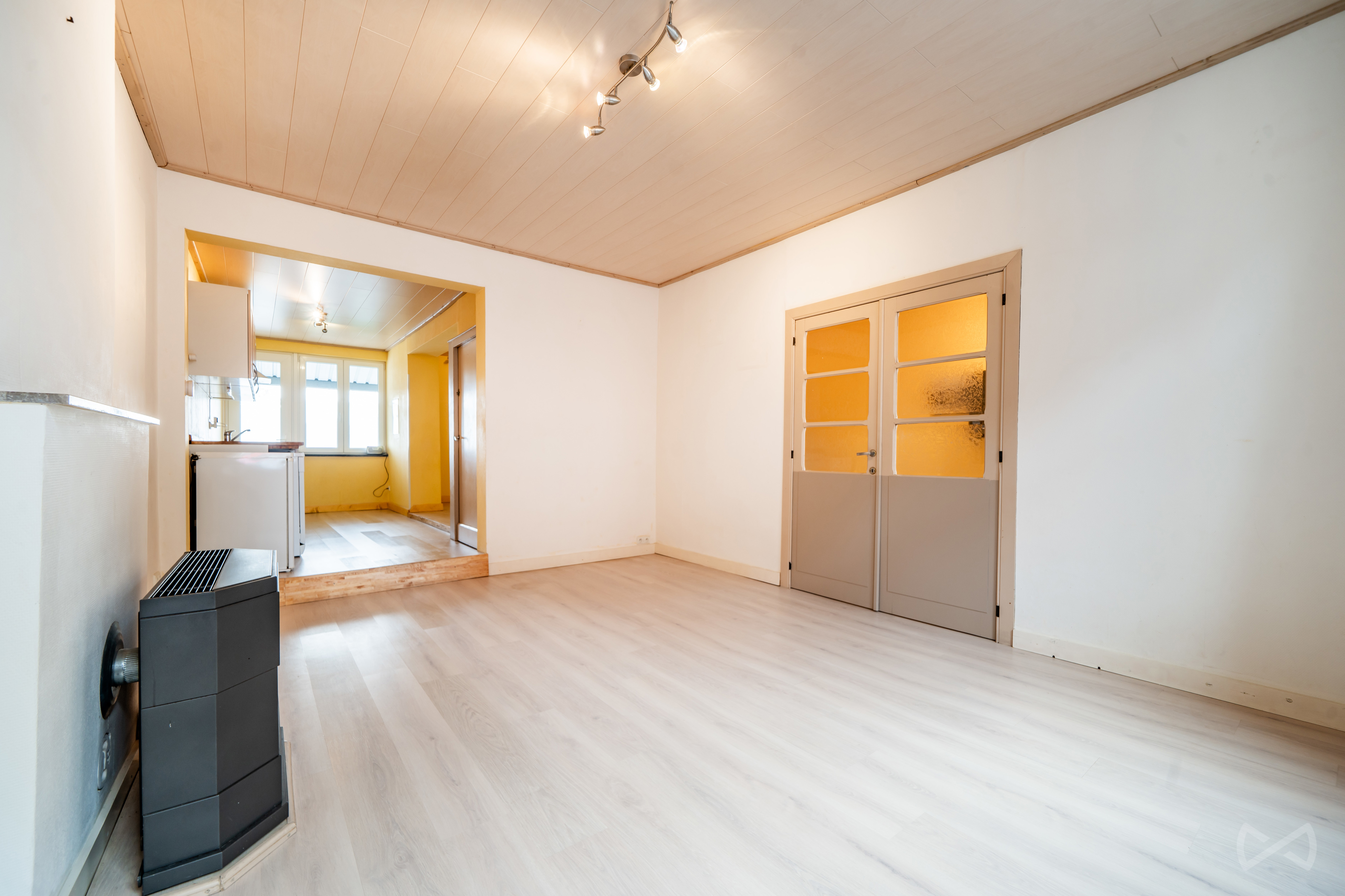 Foto 3 van 3 van Huis met drie slaapkamers in Ecaussinnes-d'Enghien