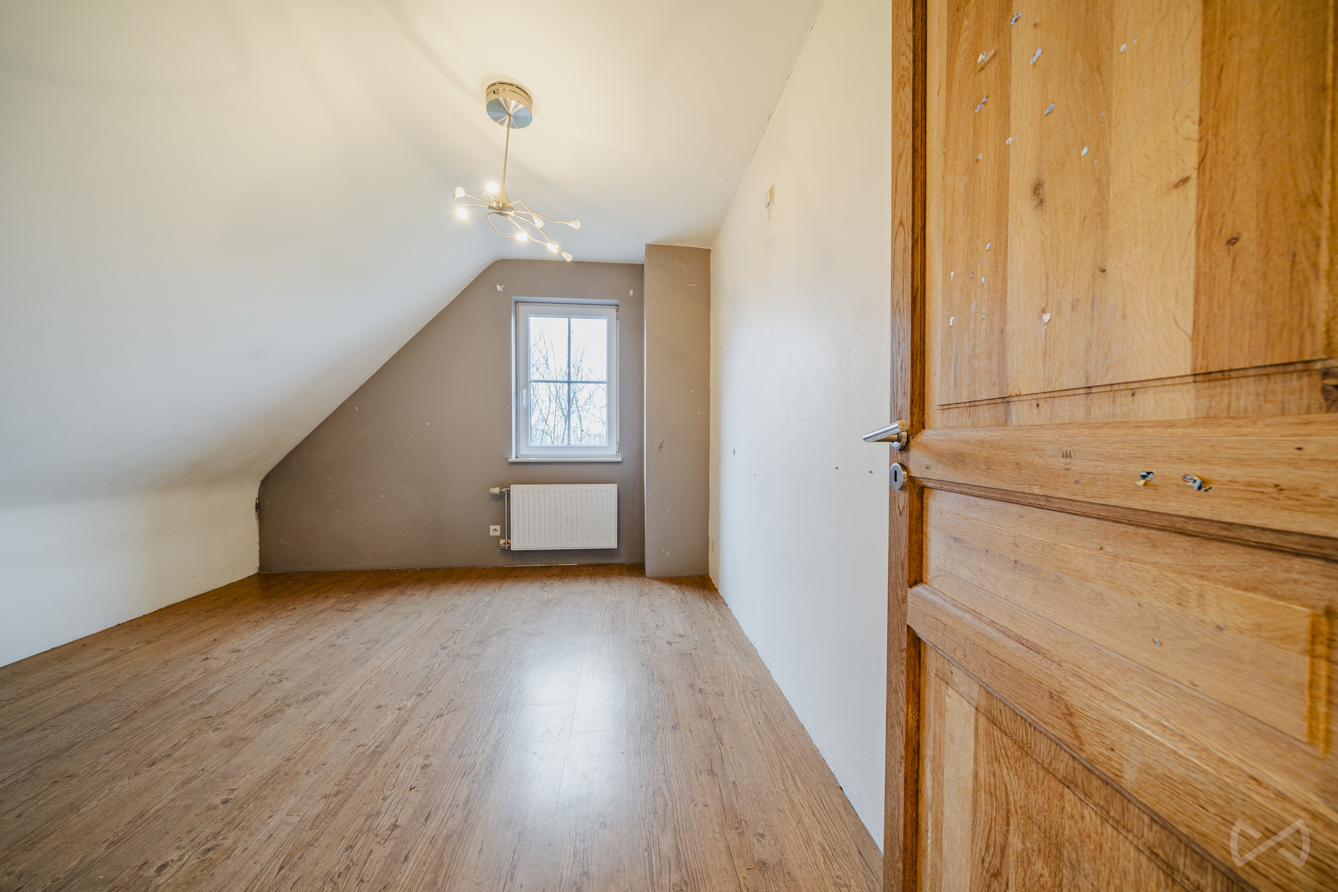 Picture 1 of 4 for Villa with five bedrooms in Taintignies