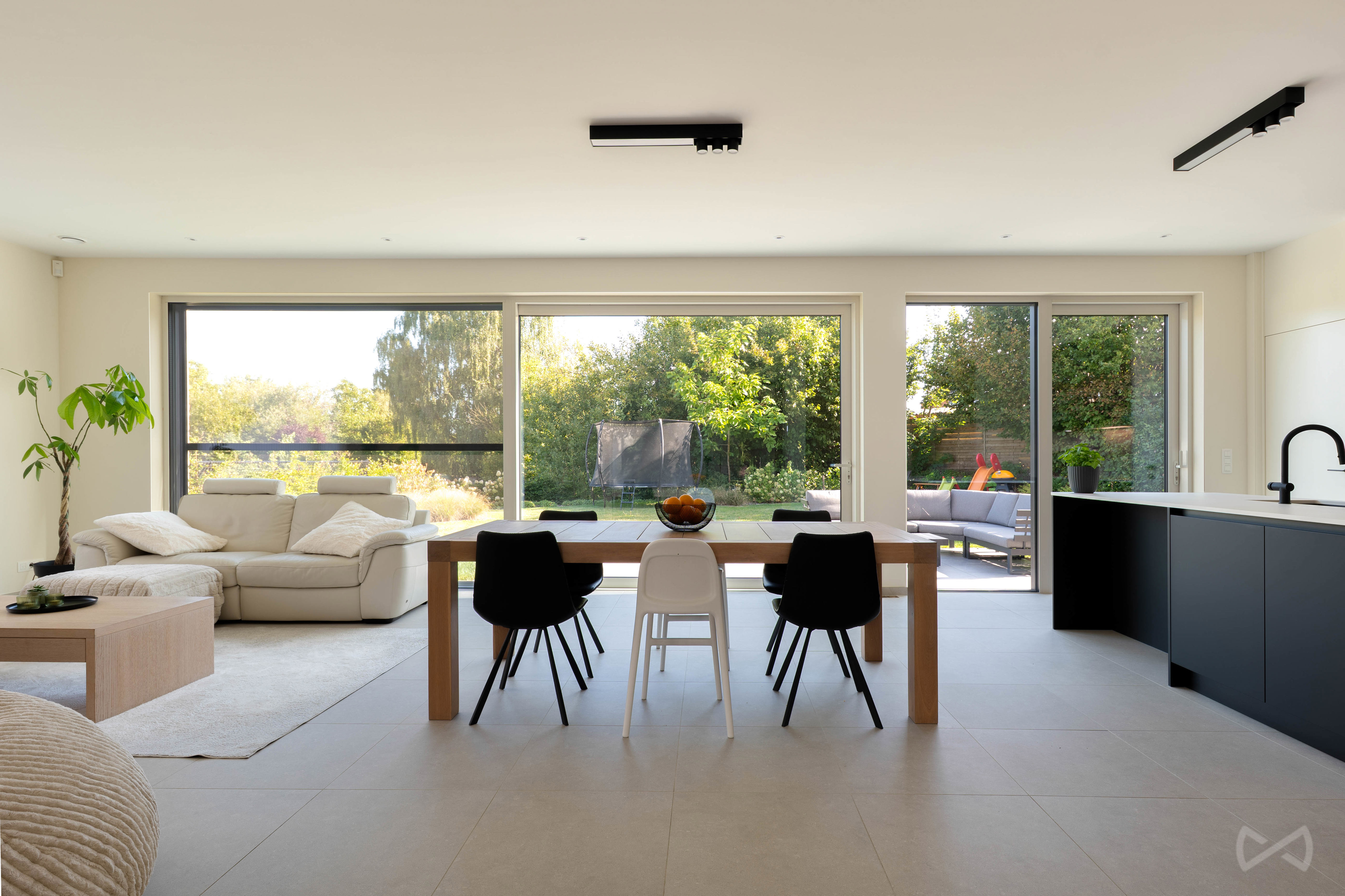 Picture 3 of 3 for Villa with six bedrooms in Bierbeek