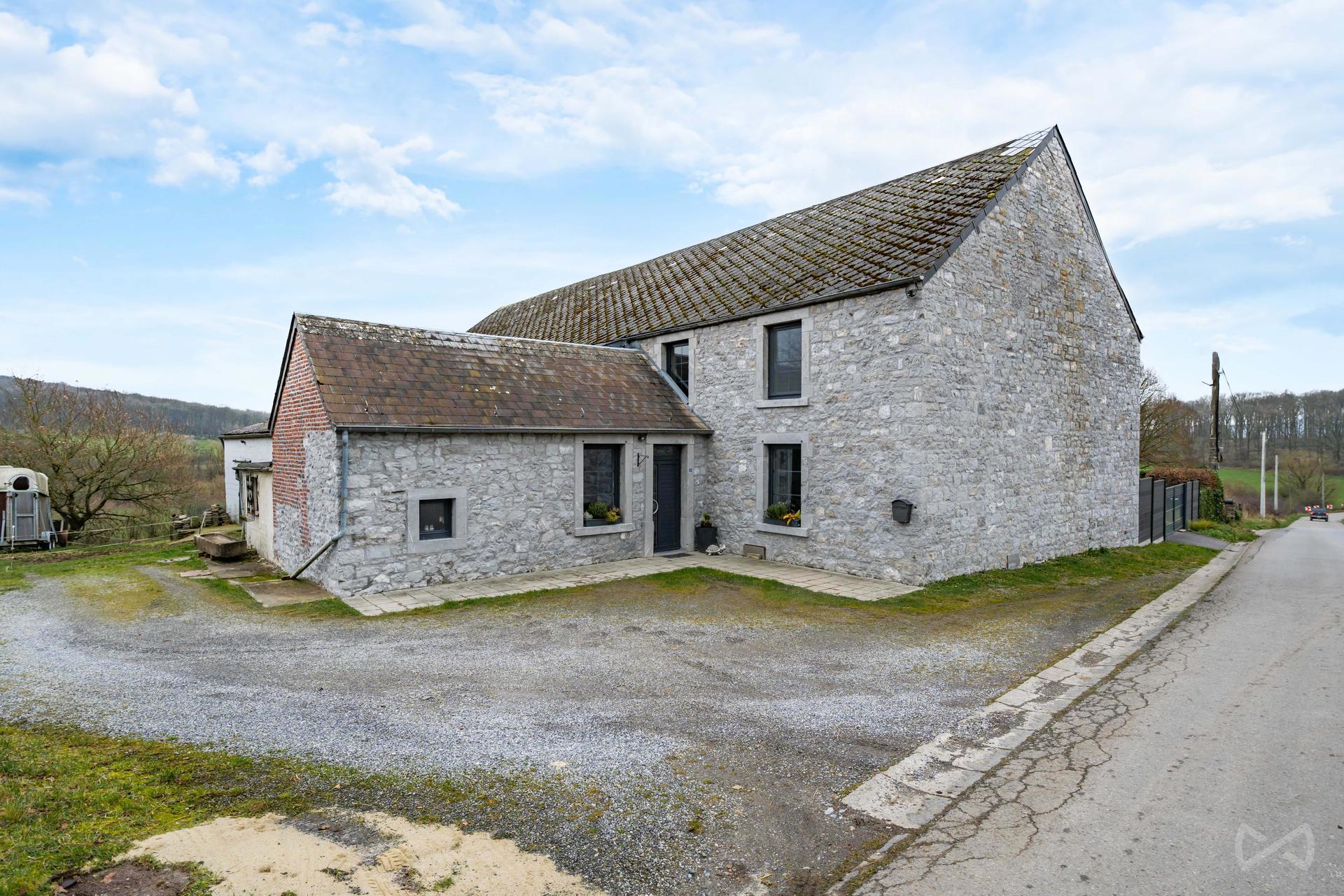 Photo 3 sur 4 pour Maison de quatre chambres à Boussu-en-fagne