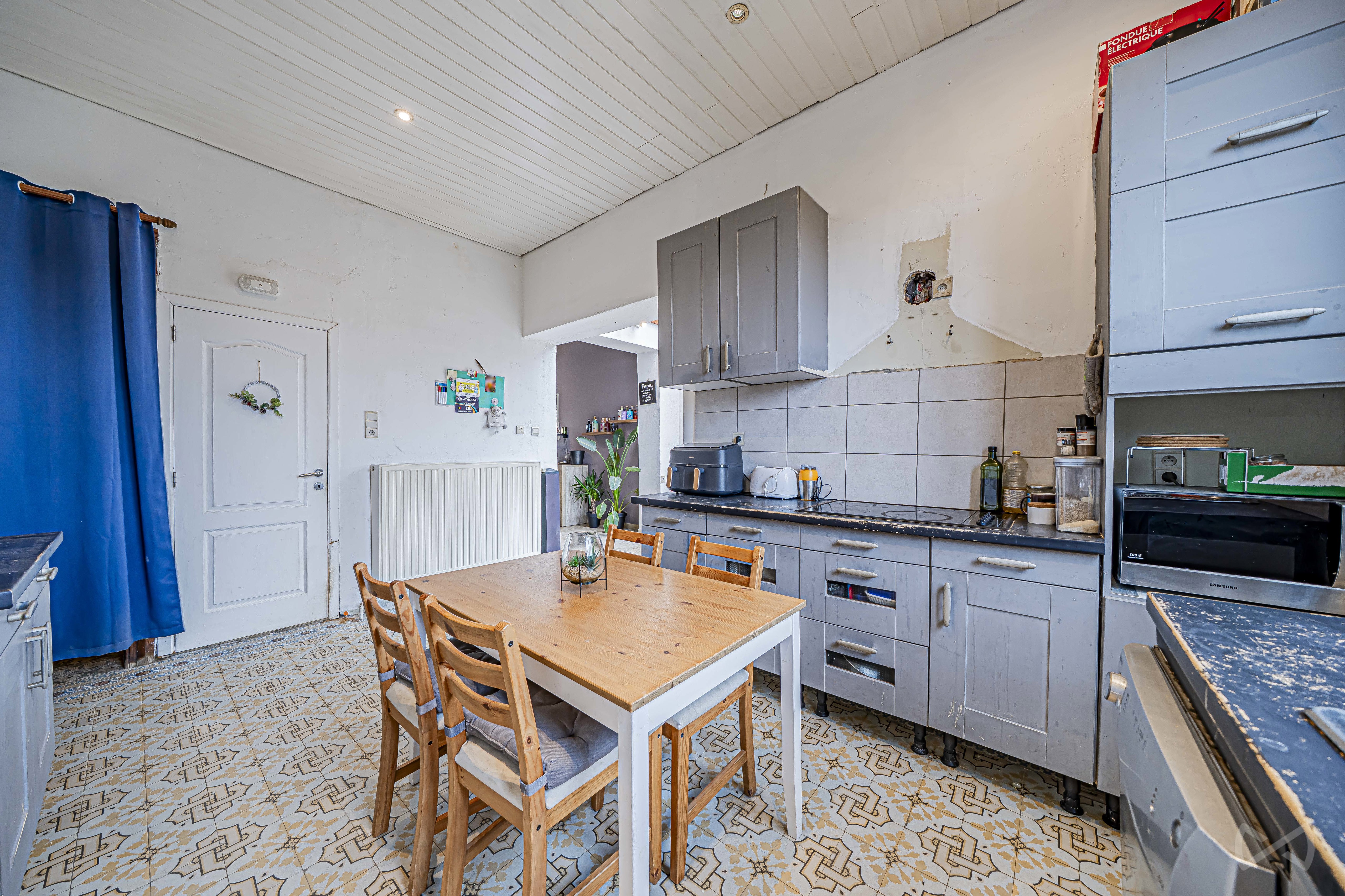 Picture 1 of 4 for Villa with five bedrooms in Walcourt