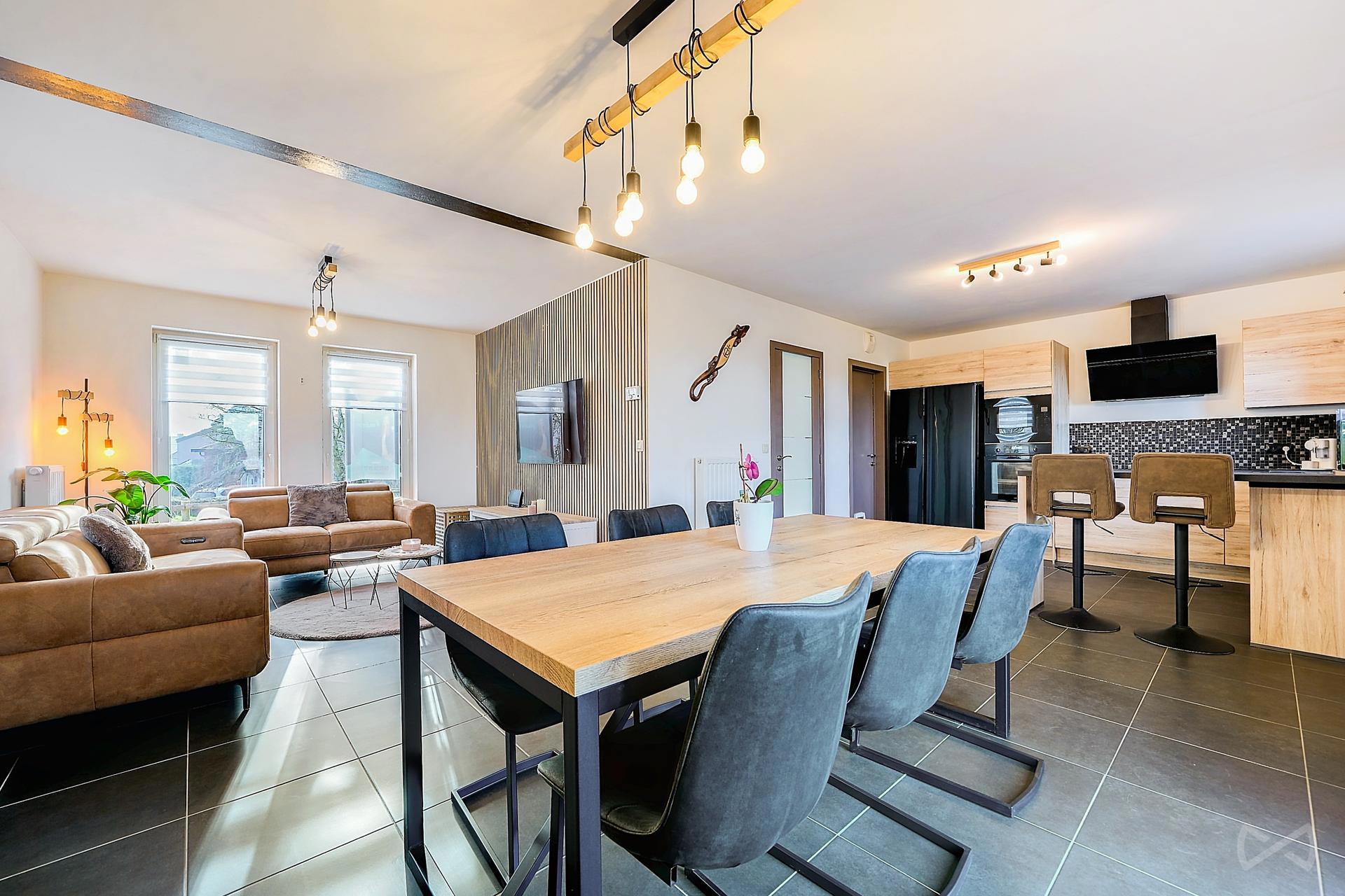 Photo 3 sur 3 pour Maison de trois chambres à Pont-à-celles
