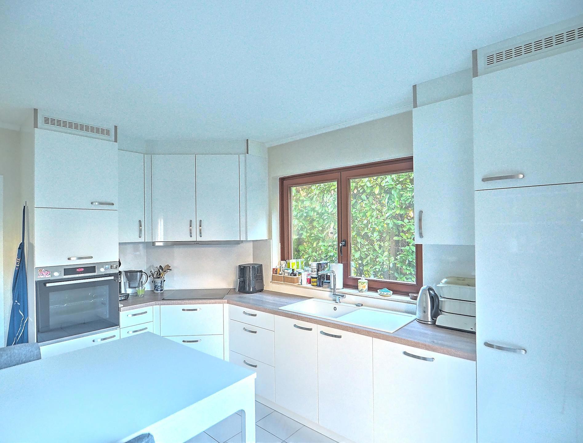 Picture 2 of 4 for House with four bedrooms in Evere