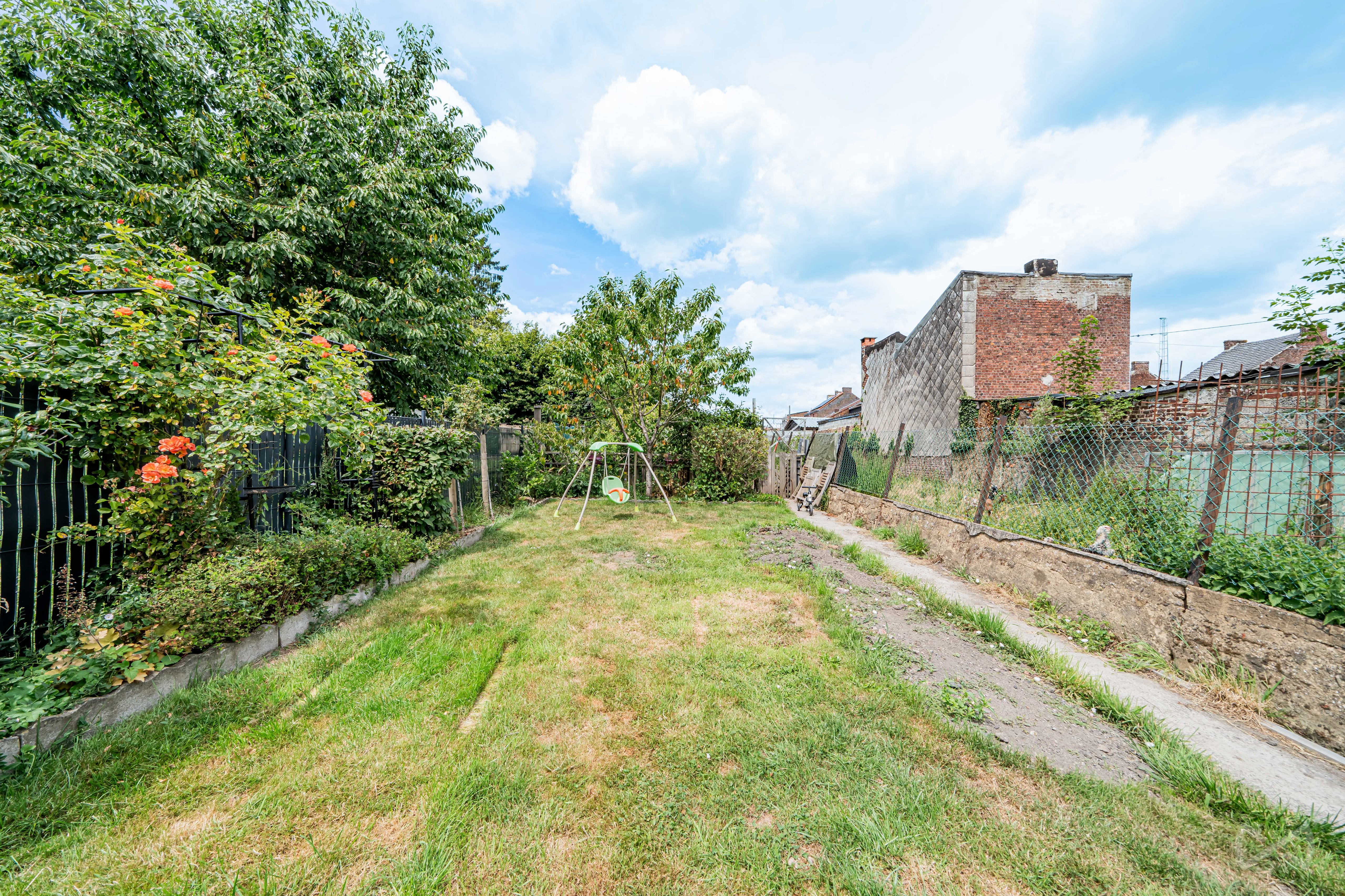 Picture 1 of 4 for House with two bedrooms in Monceau-sur-sambre