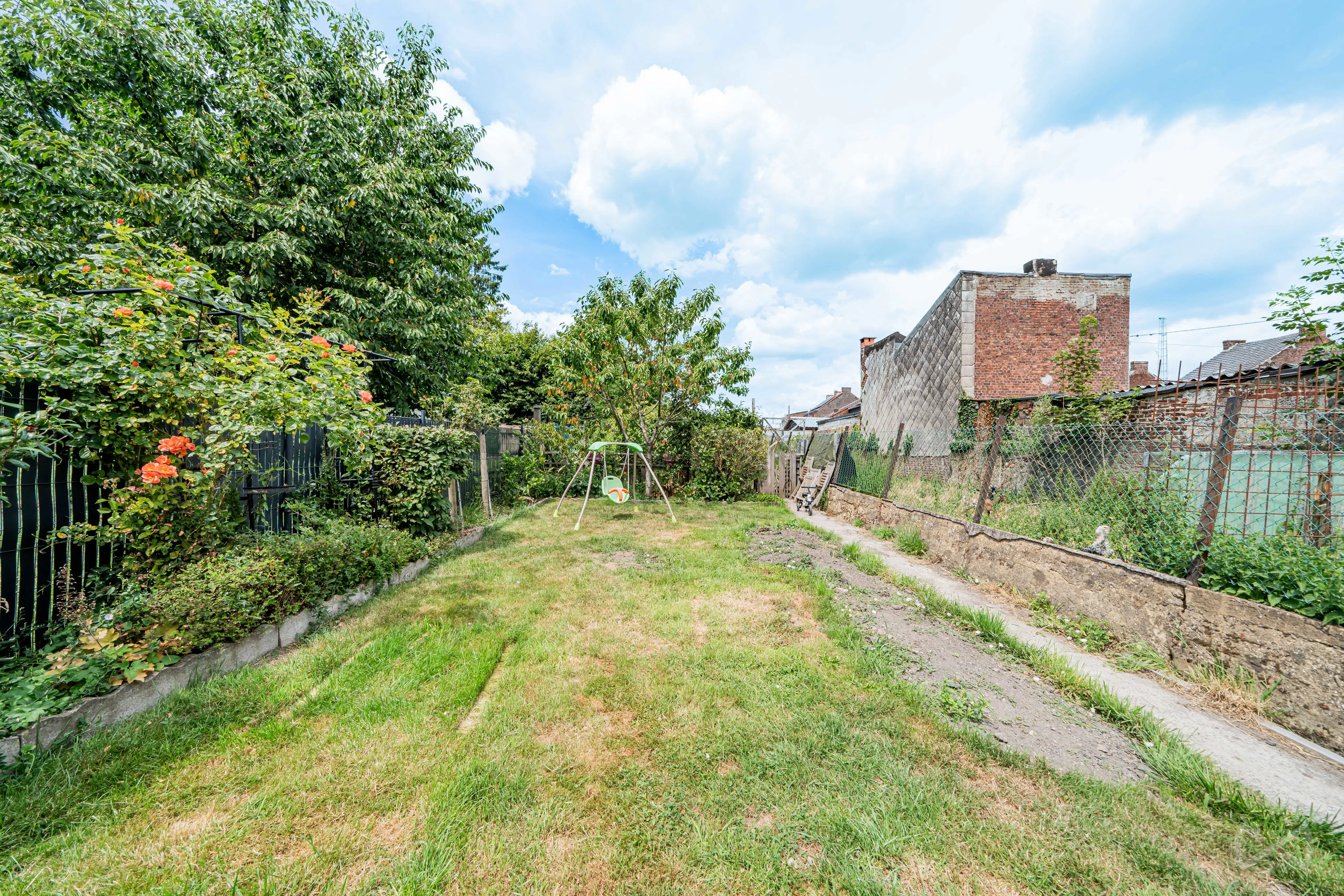 Picture 1 of 4 for House with two bedrooms in Monceau-sur-sambre