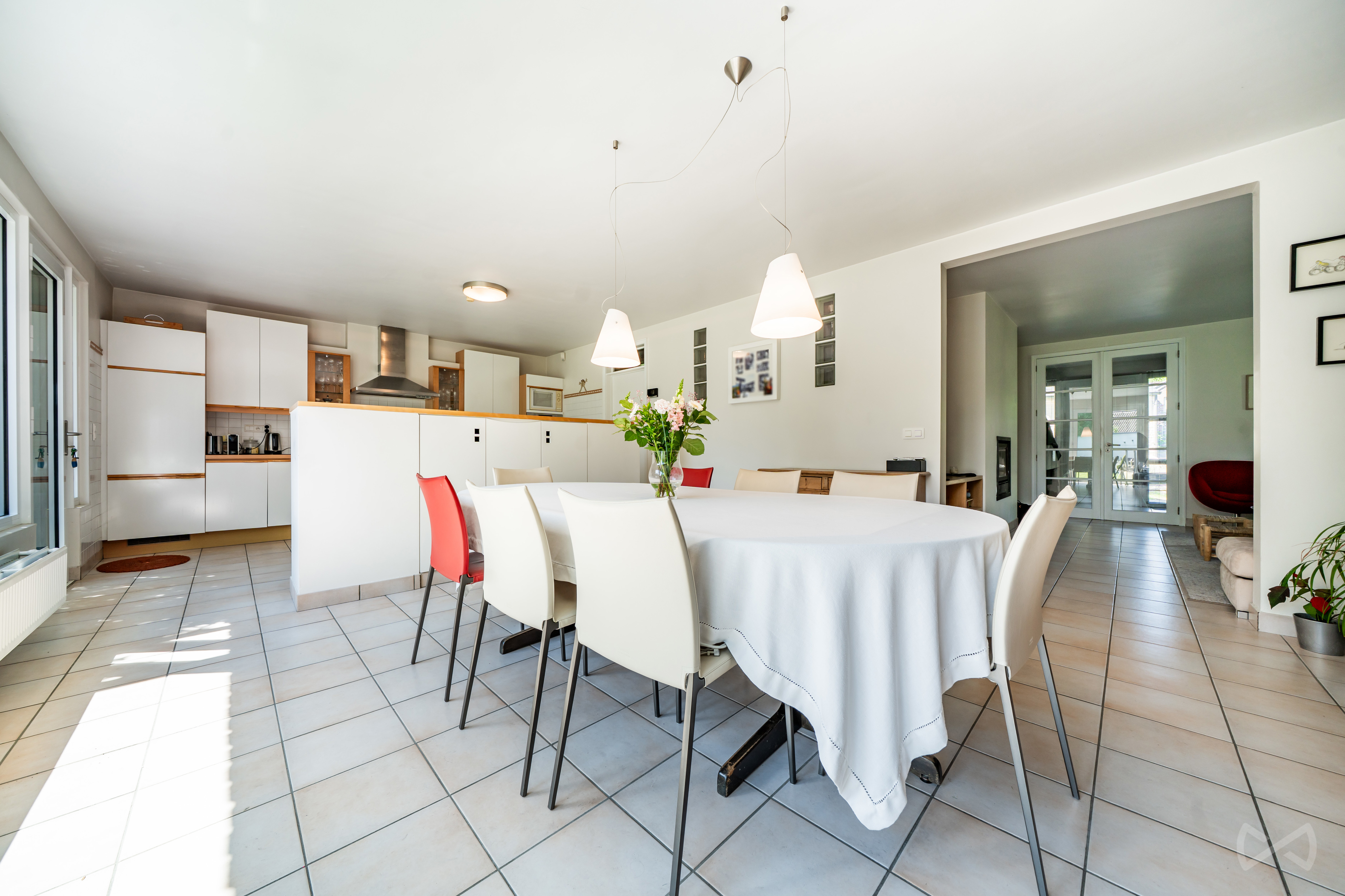 Photo 3 sur 4 pour Maison de cinq chambres à Céroux-mousty