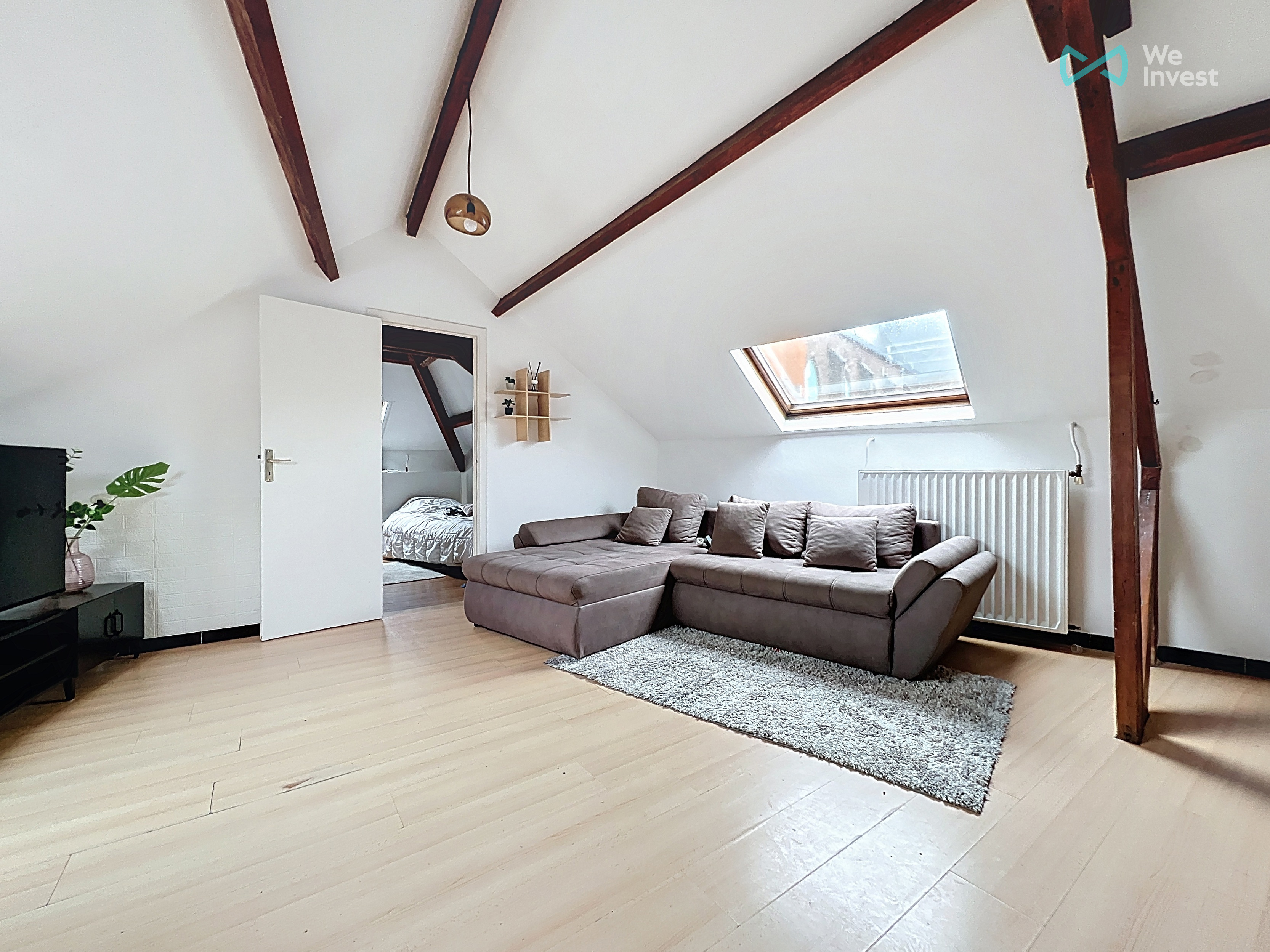 Picture 1 of 4 for Apartment block with eight bedrooms in Schaerbeek