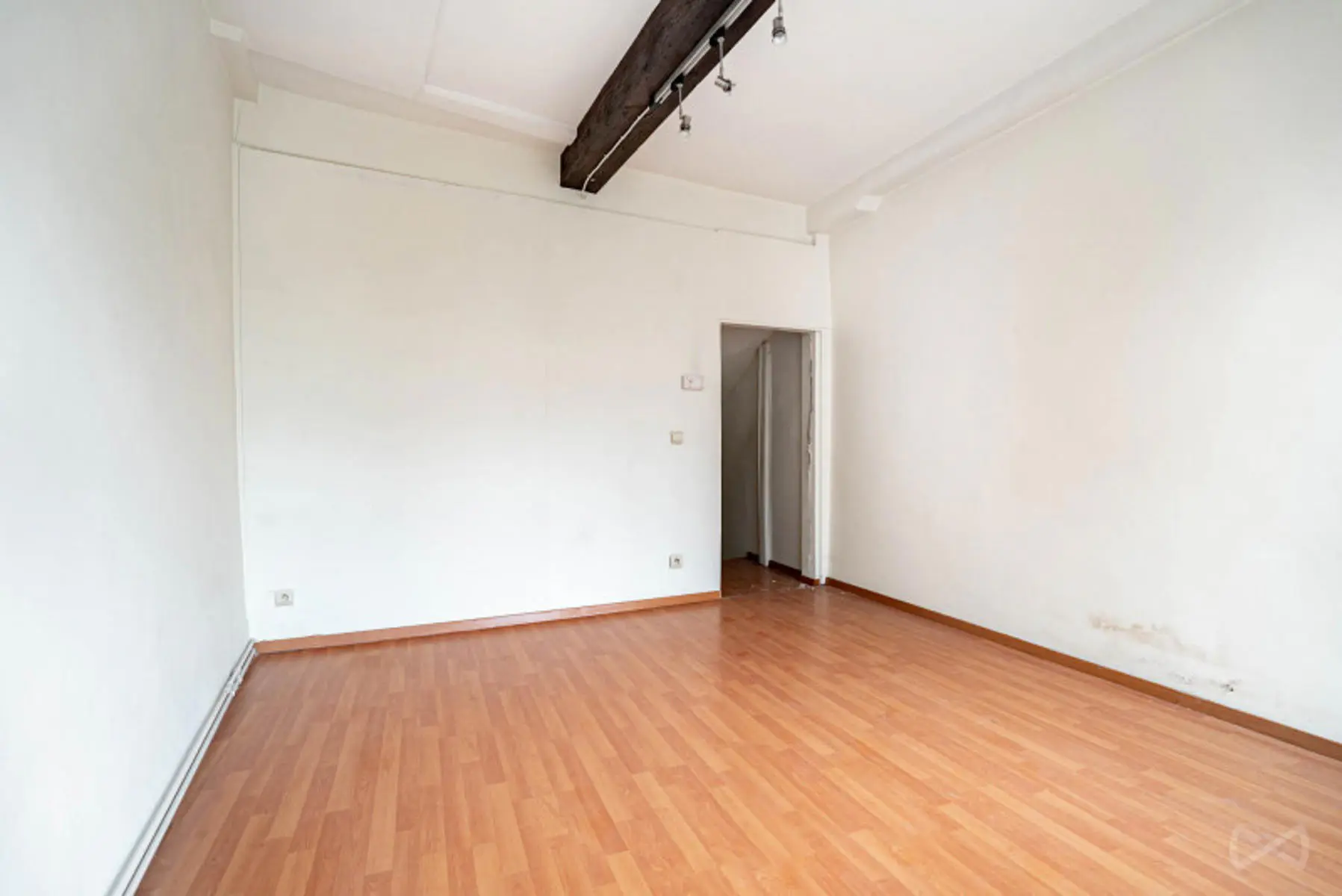 Picture 3 of 4 for Multi-purpose building in Mons