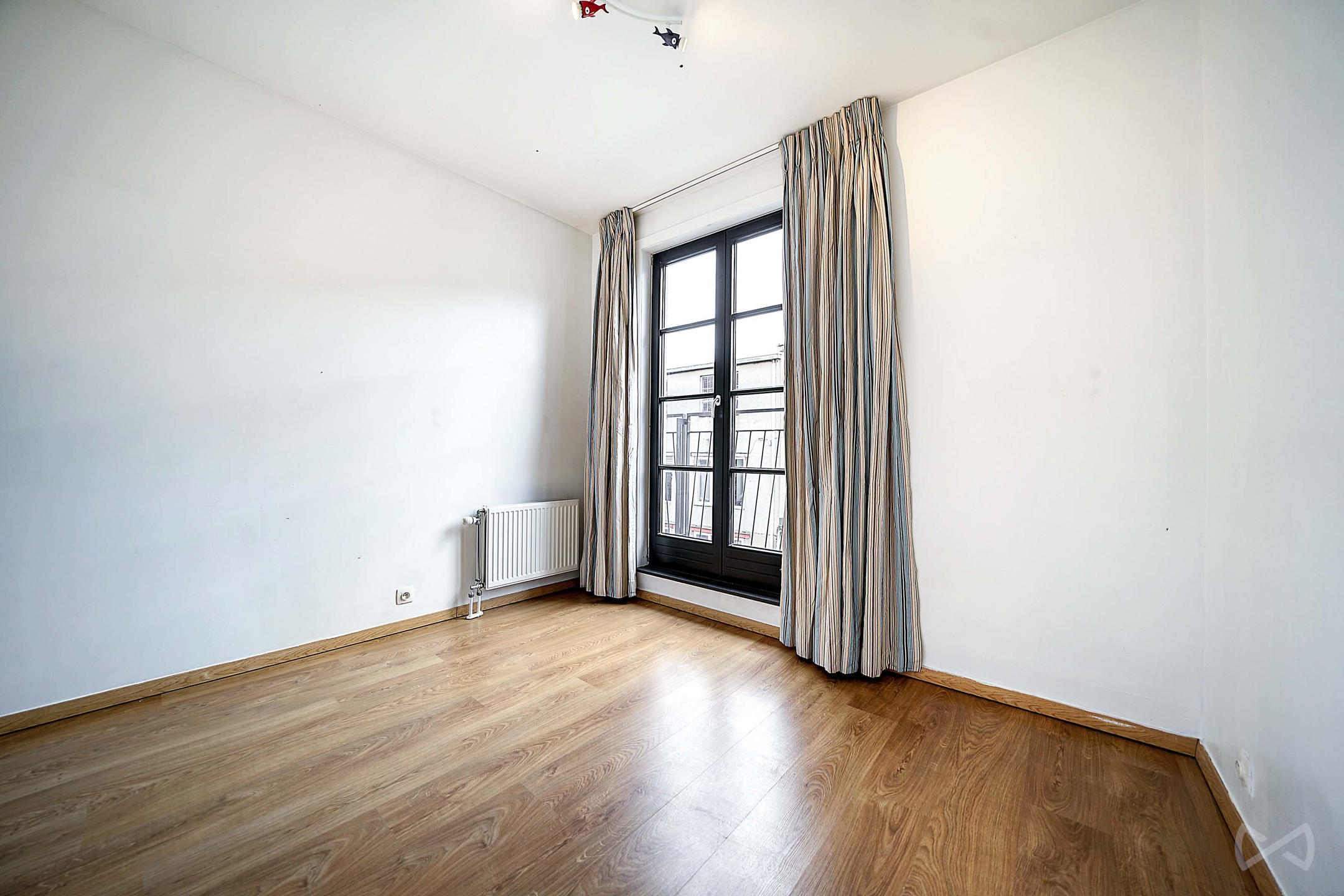 Picture 2 of 4 for Flat with five bedrooms in Molenbeek-saint-jean