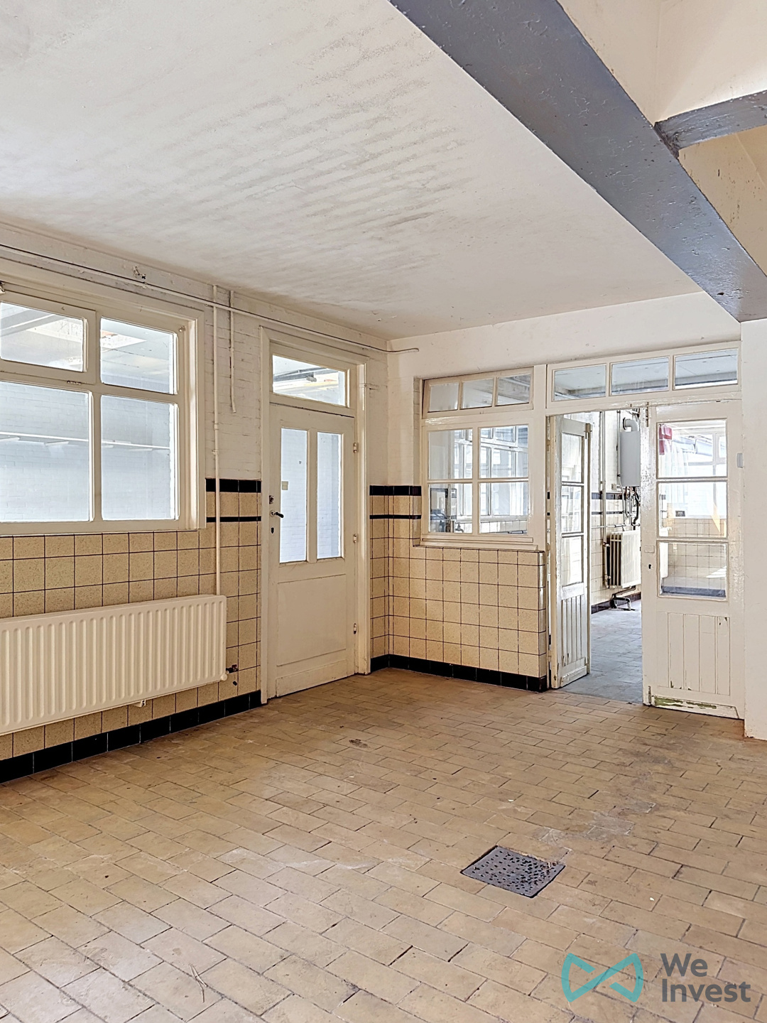 Picture 3 of 4 for Multi-purpose building in Leopdlsburg