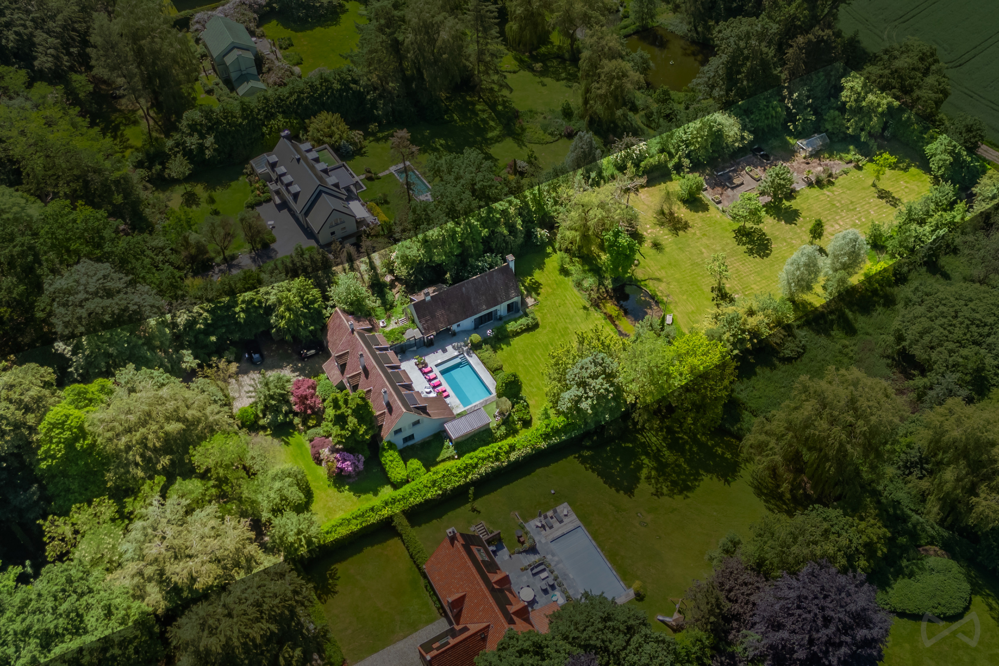 Picture 1 of 4 for Exceptional house with six bedrooms in Braine-l'Alleud