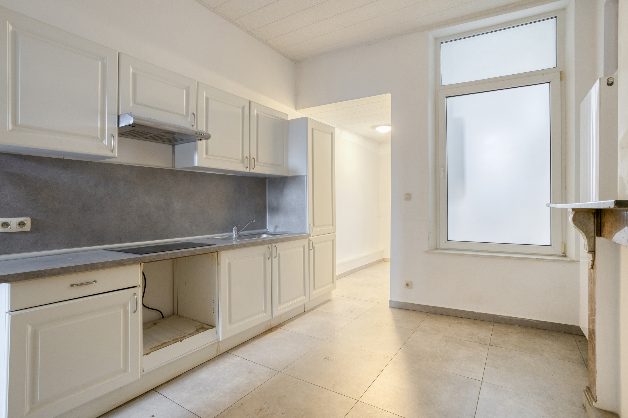 Picture 2 of 4 for House with four bedrooms in Charleroi