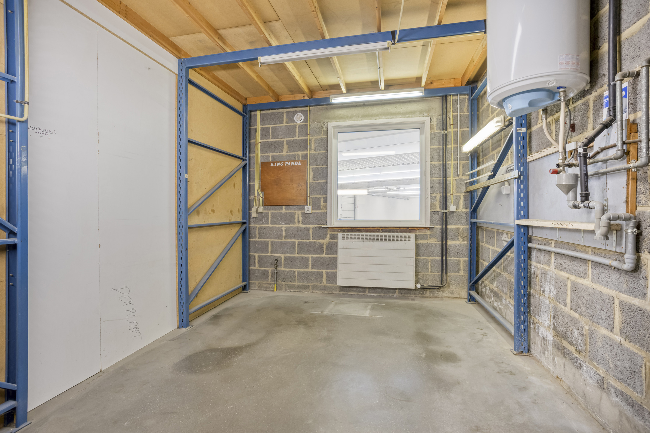 Foto 2 van 4 van Gebouw voor gemengd gebruik in Meise