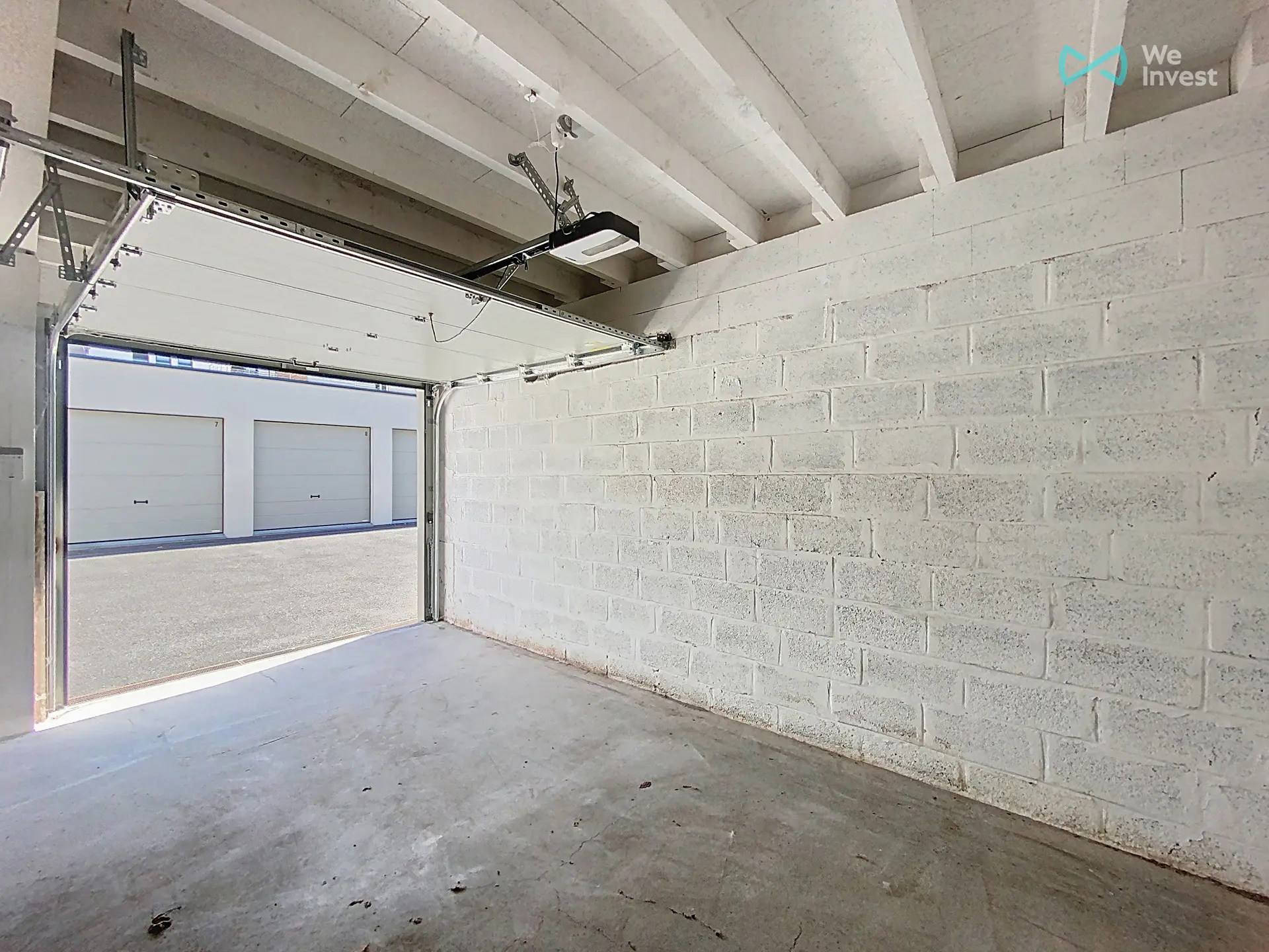 Picture 2 of 3 for Garage in Waterloo