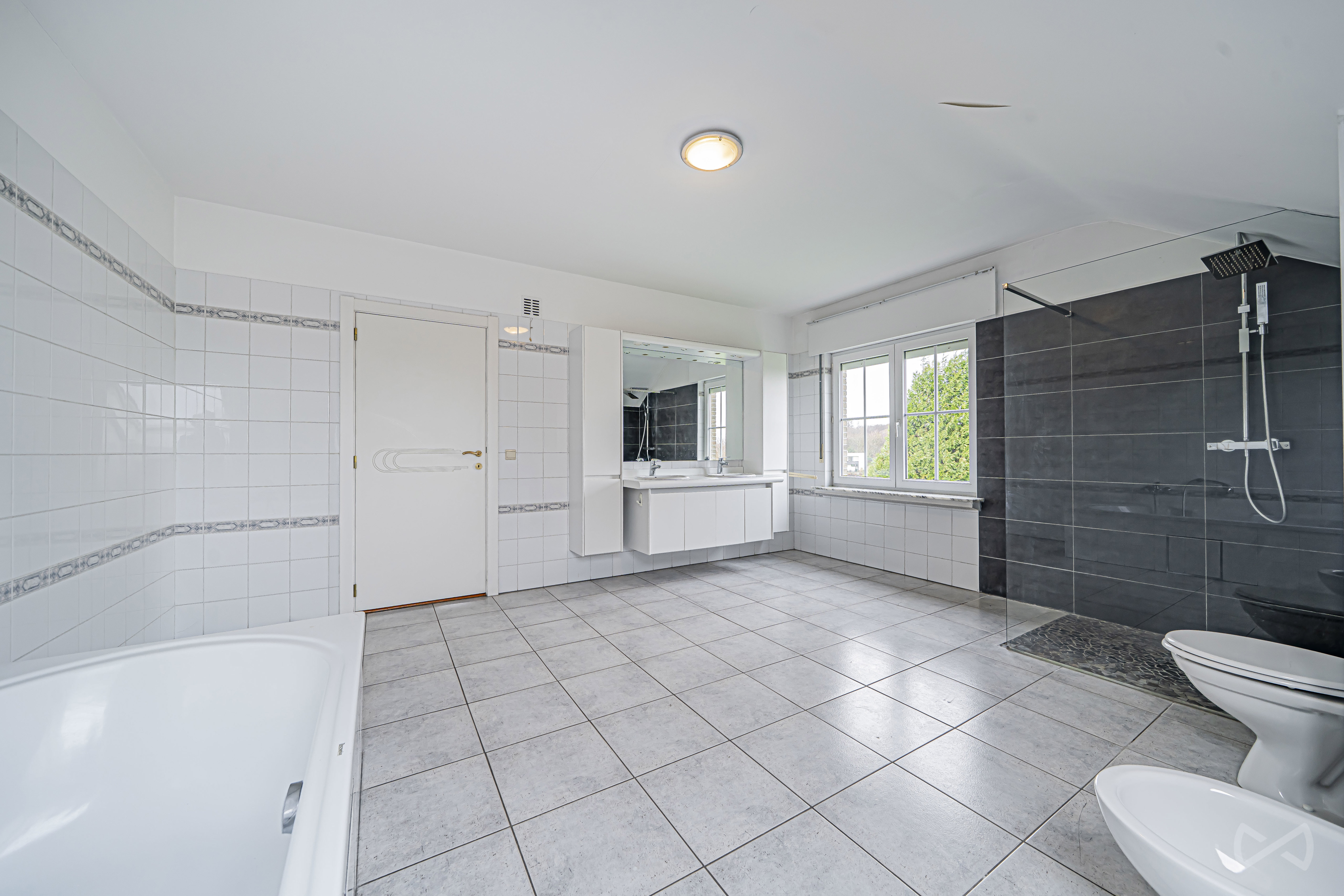 Picture 4 of 4 for House with four bedrooms in Duisburg