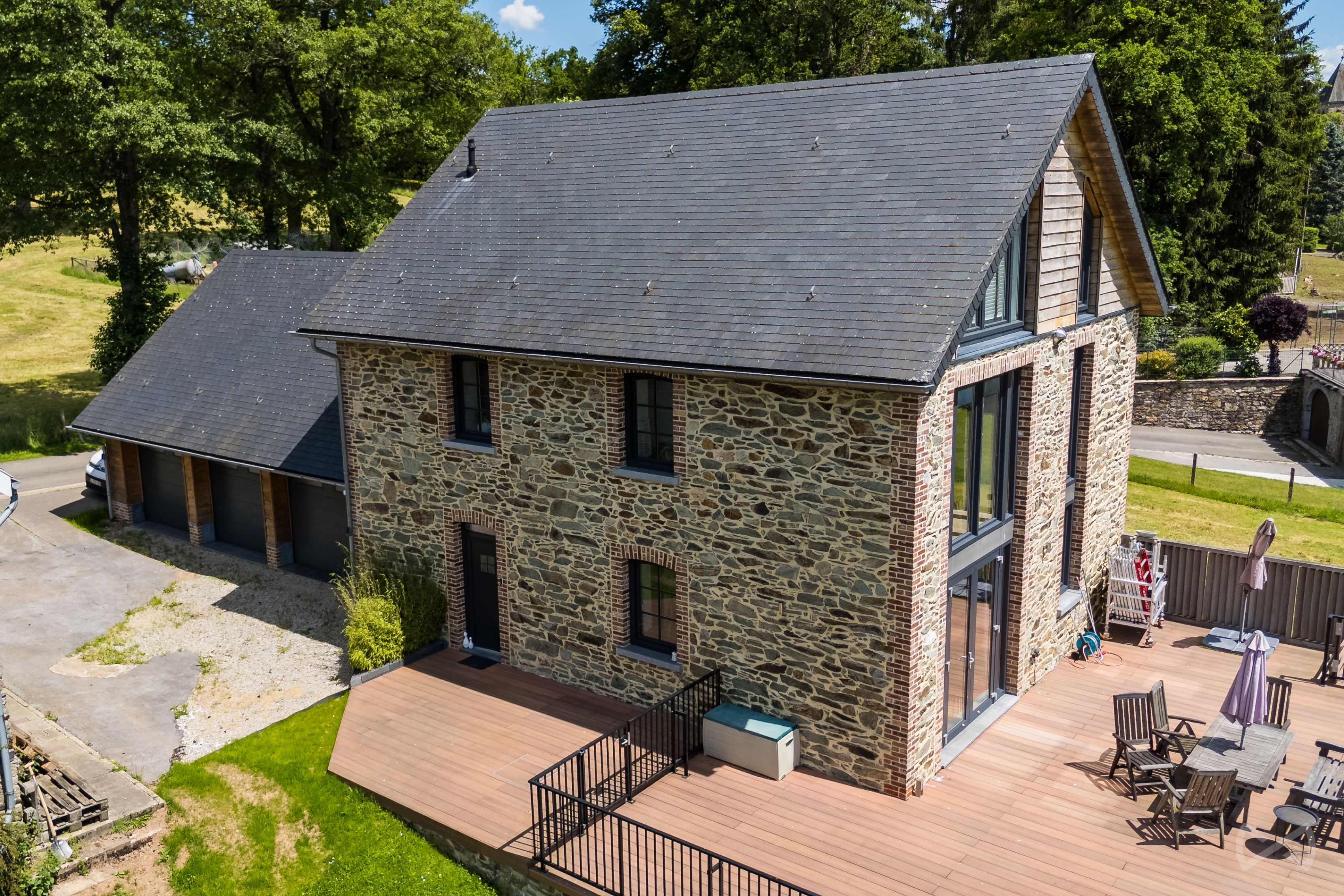 Photo 1 sur 4 pour Villa de six chambres à Bellevaux-ligneuville