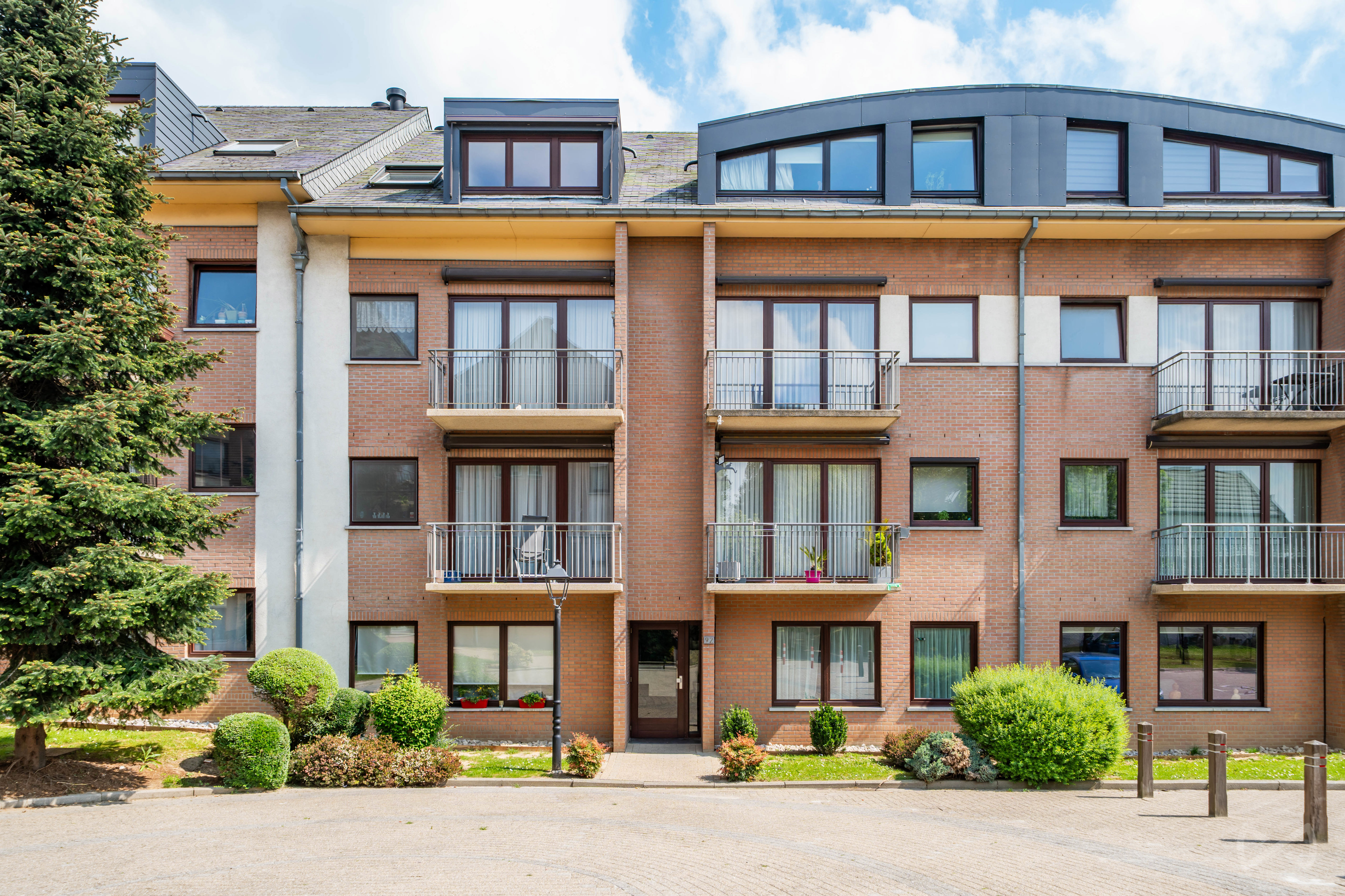 Picture 1 of 5 for Flat with two bedrooms in Anderlecht
