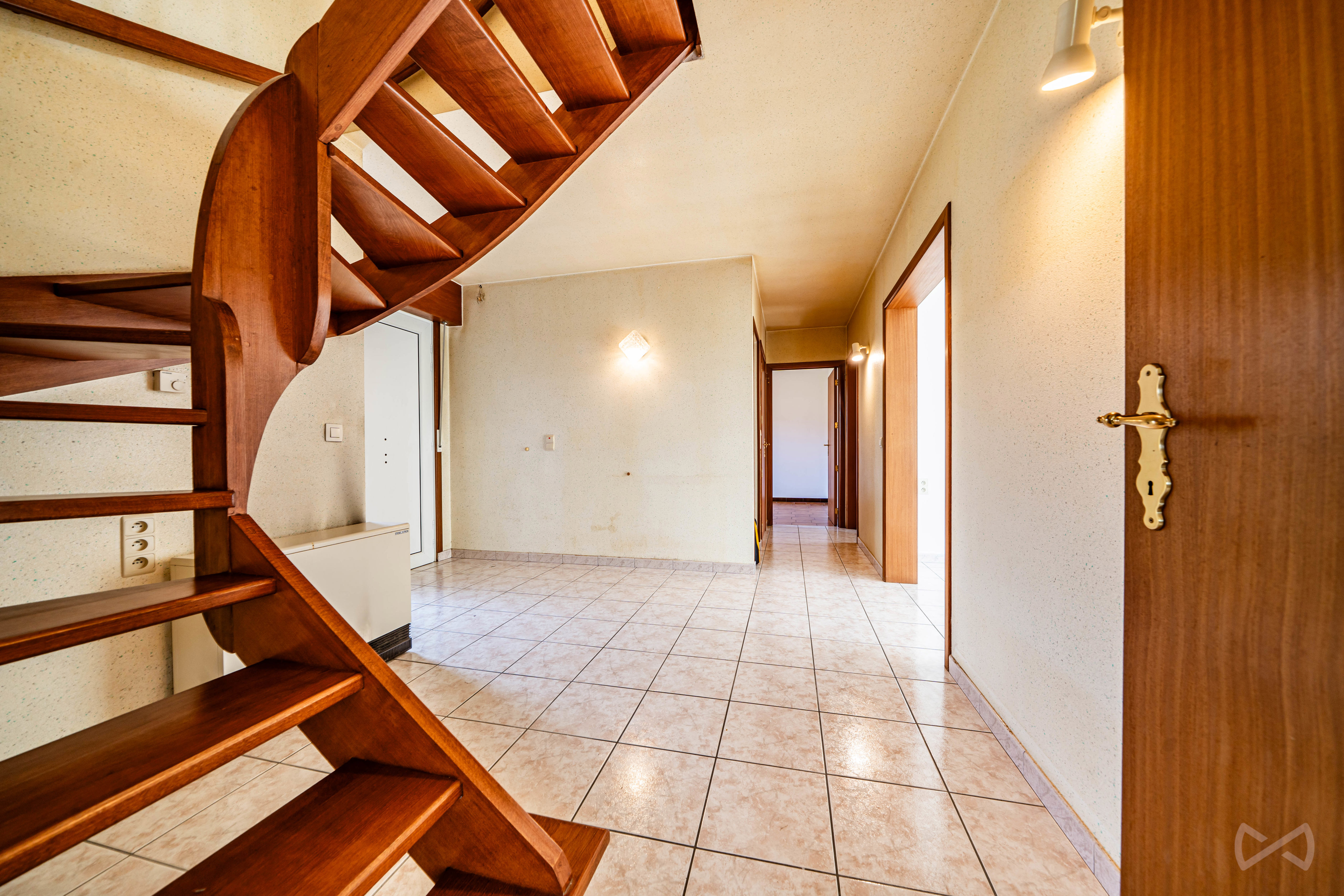 Photo 2 sur 4 pour Villa de six chambres à Soignies
