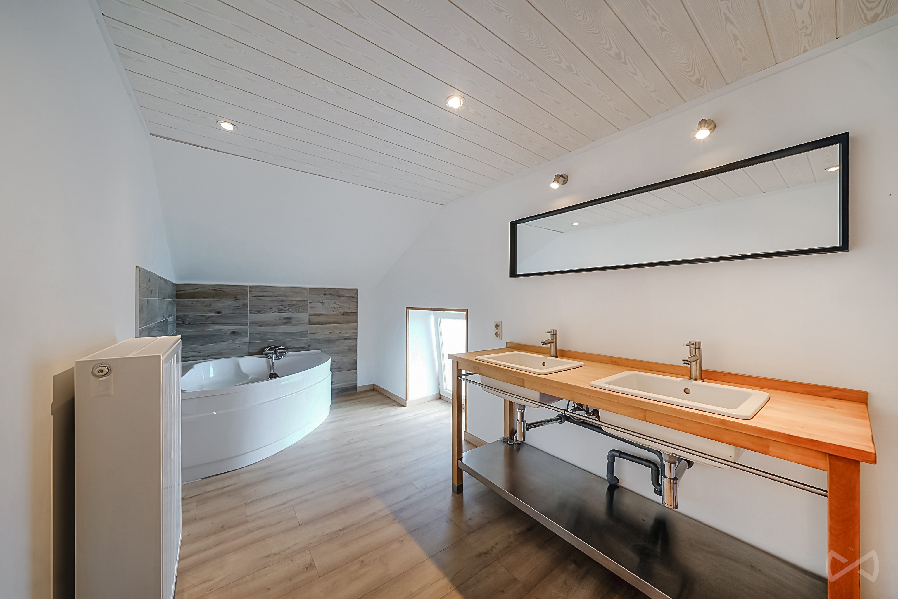 Picture 2 of 4 for House with four bedrooms in L?escaillère