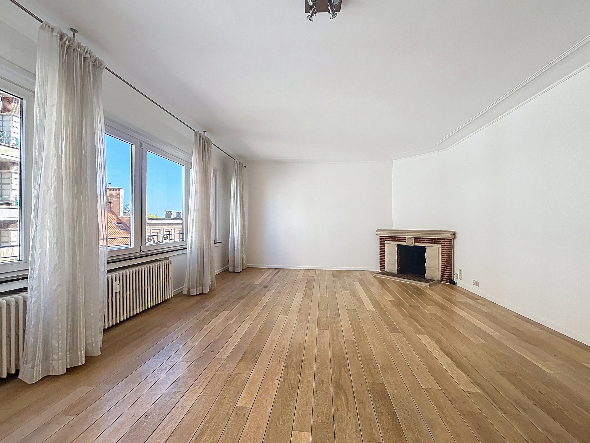 Picture 1 of 5 for Flat with two bedrooms in Ixelles