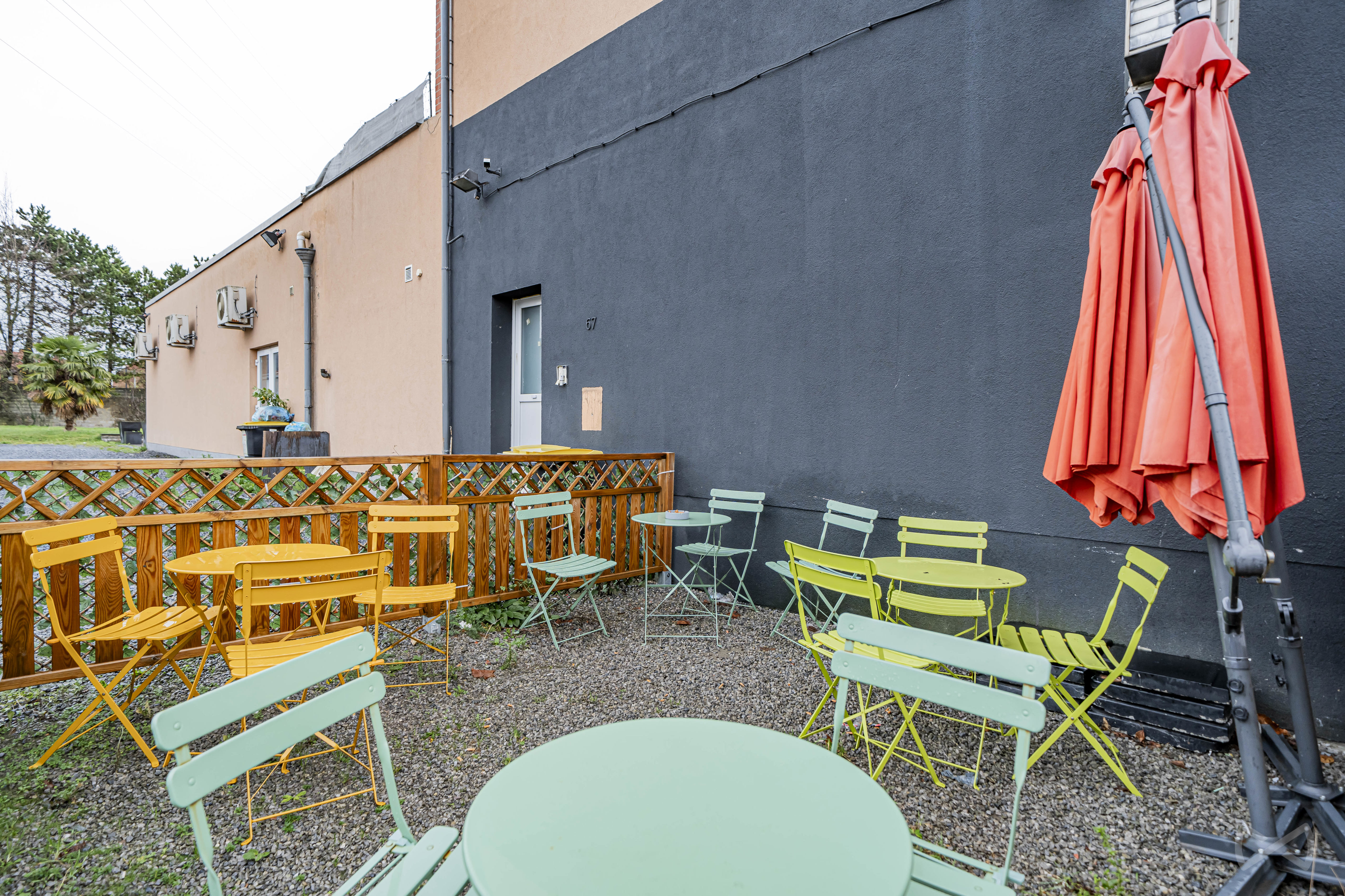 Picture 1 of 4 for Multi-purpose building with two bedrooms in Péronnes (-lez-binche)