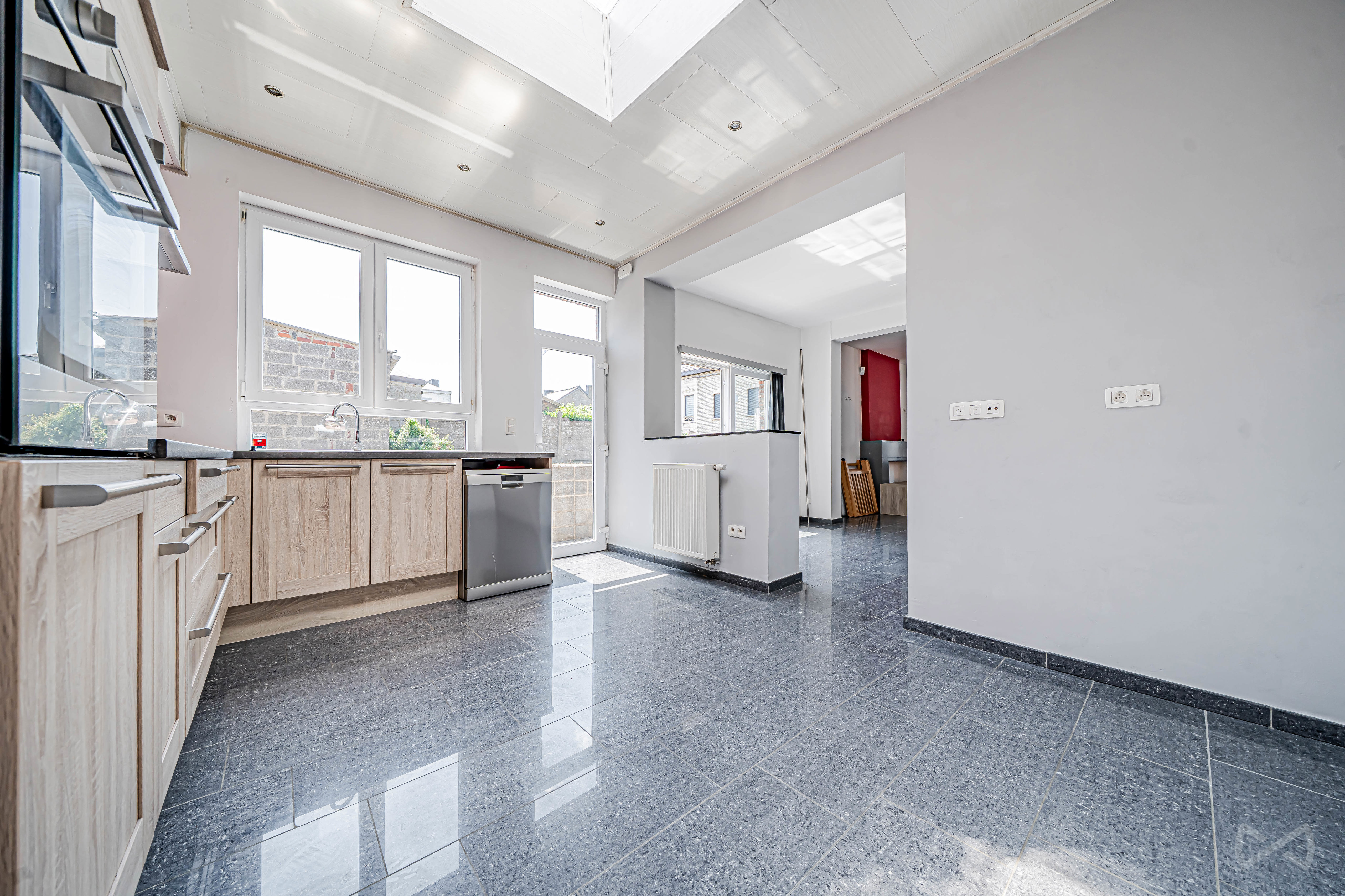 Photo 4 sur 4 pour Maison de trois chambres à Fontainel'Evêque Forchiesla-Marche
