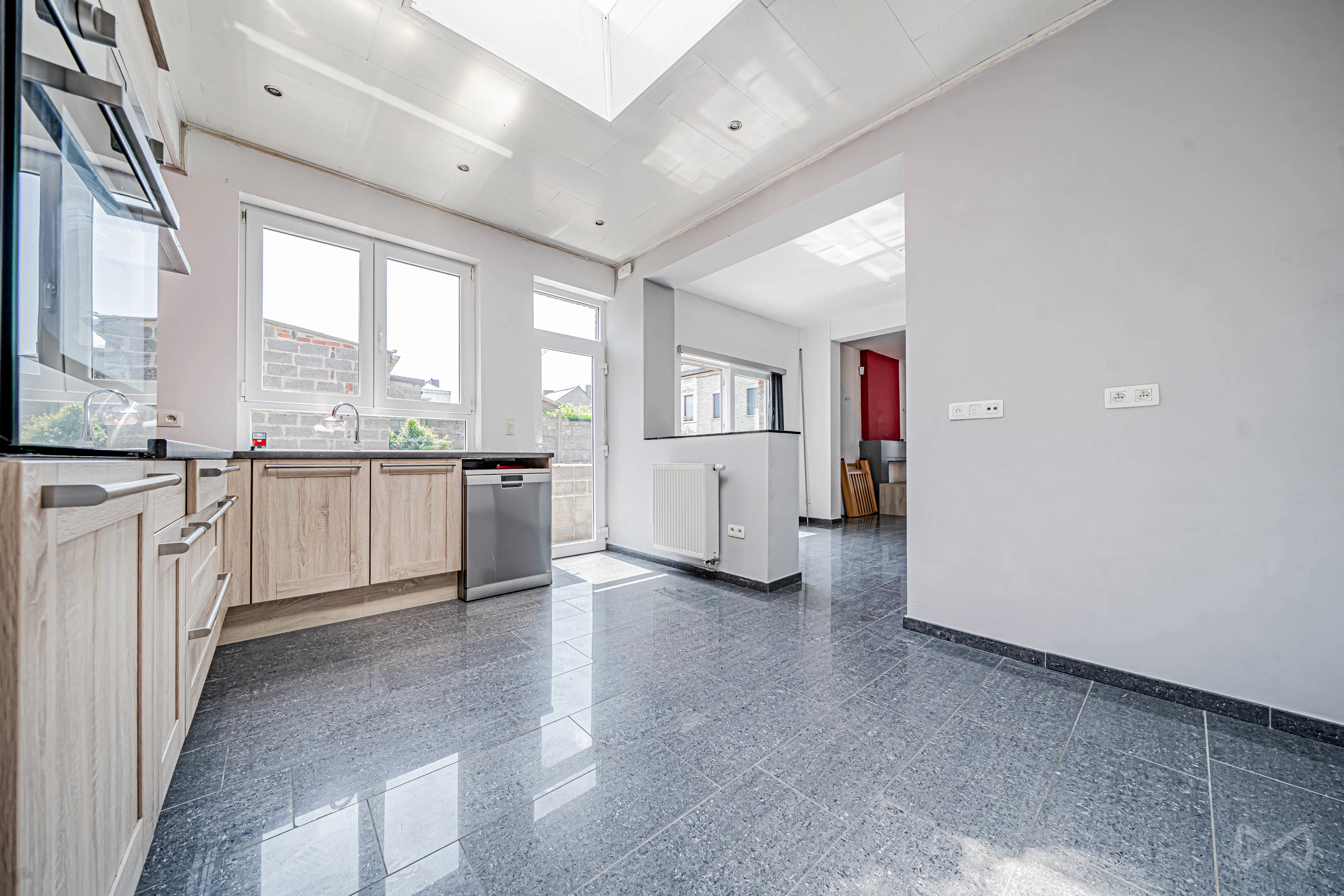 Photo 4 sur 4 pour Maison de trois chambres à Fontainel'Evêque Forchiesla-Marche