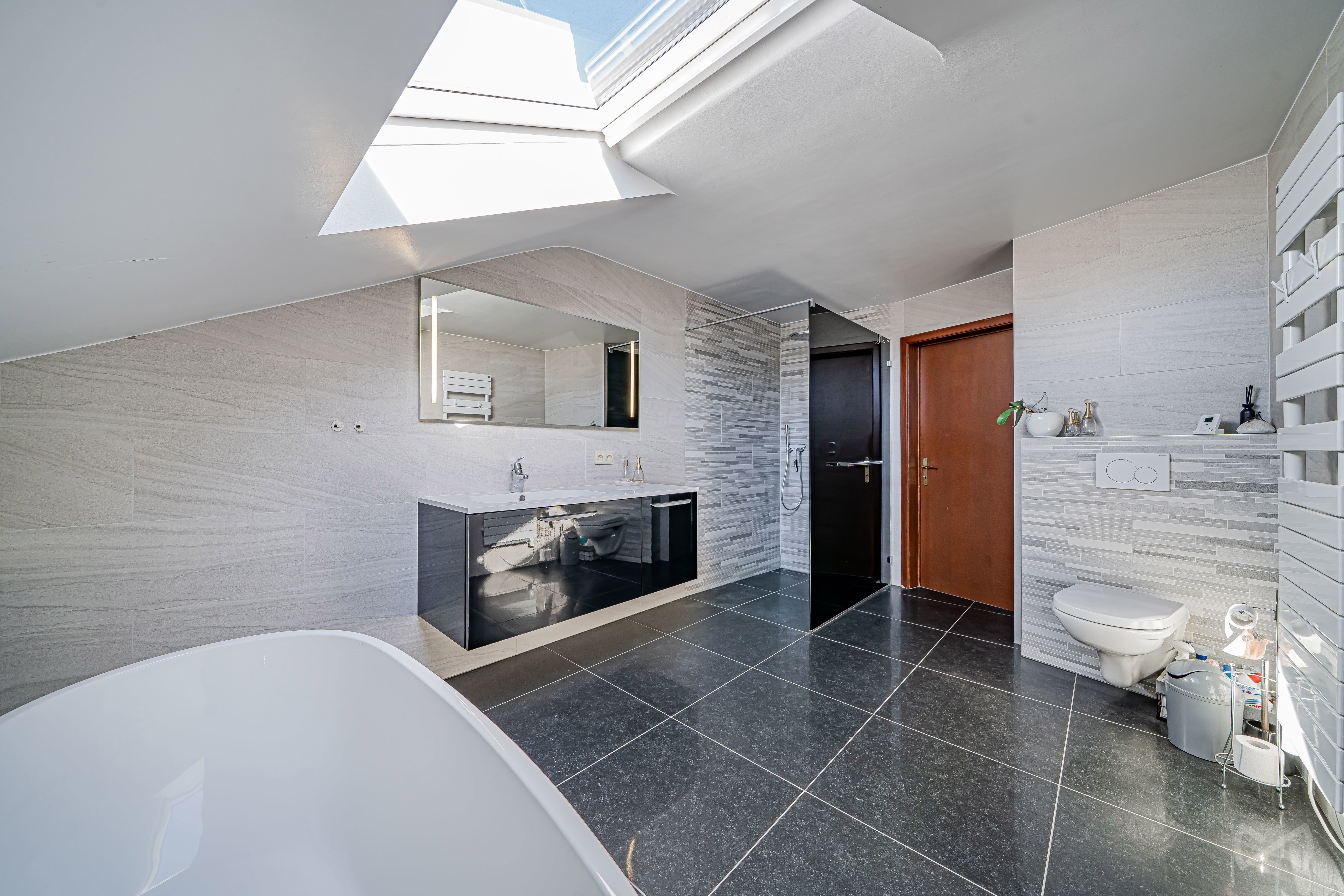 Photo 1 sur 4 pour Maison de quatre chambres à Anhée