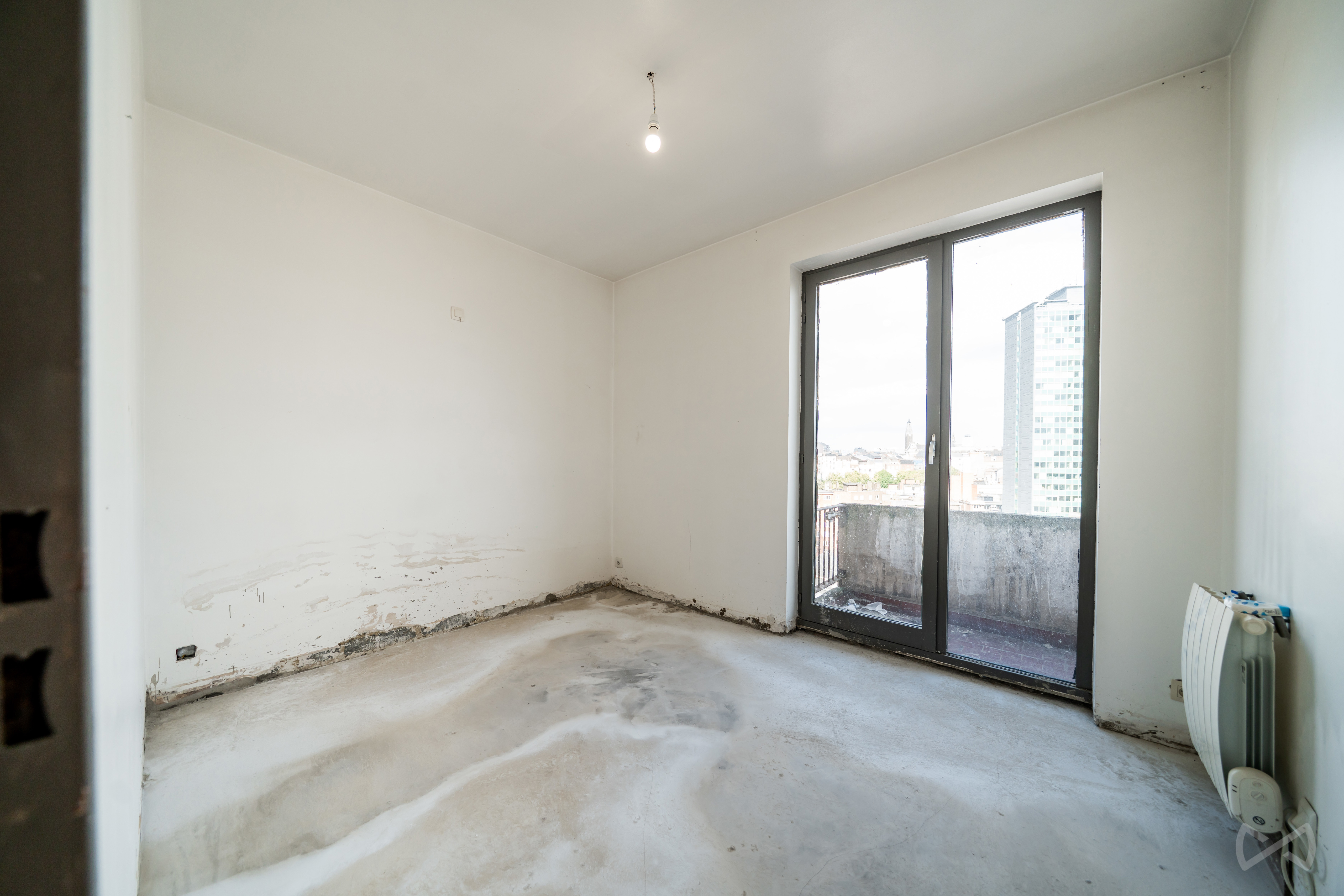 Picture 3 of 4 for Flat with two bedrooms in Charleroi