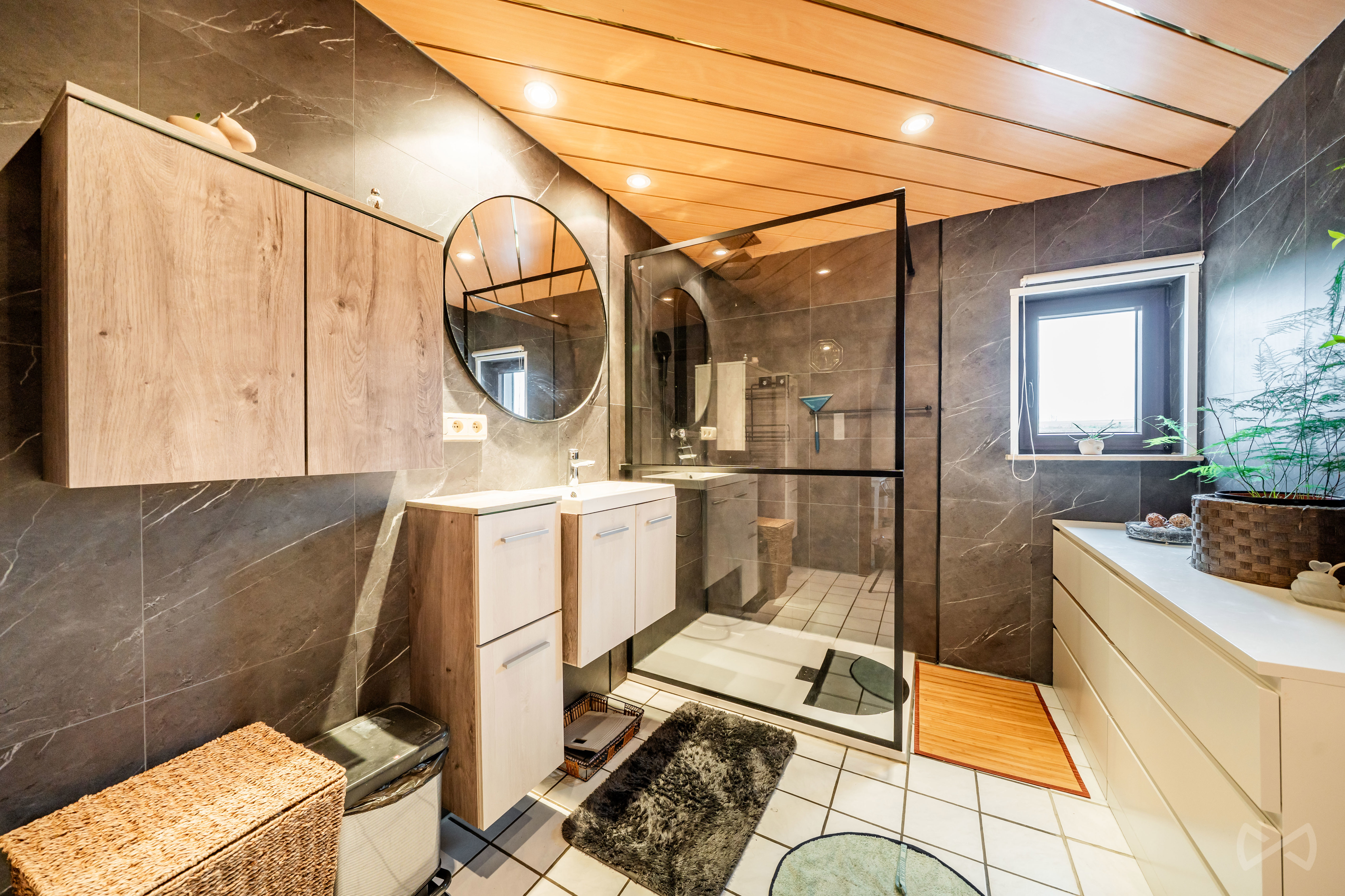 Picture 1 of 4 for House with five bedrooms in Vaux-sur-Sûre