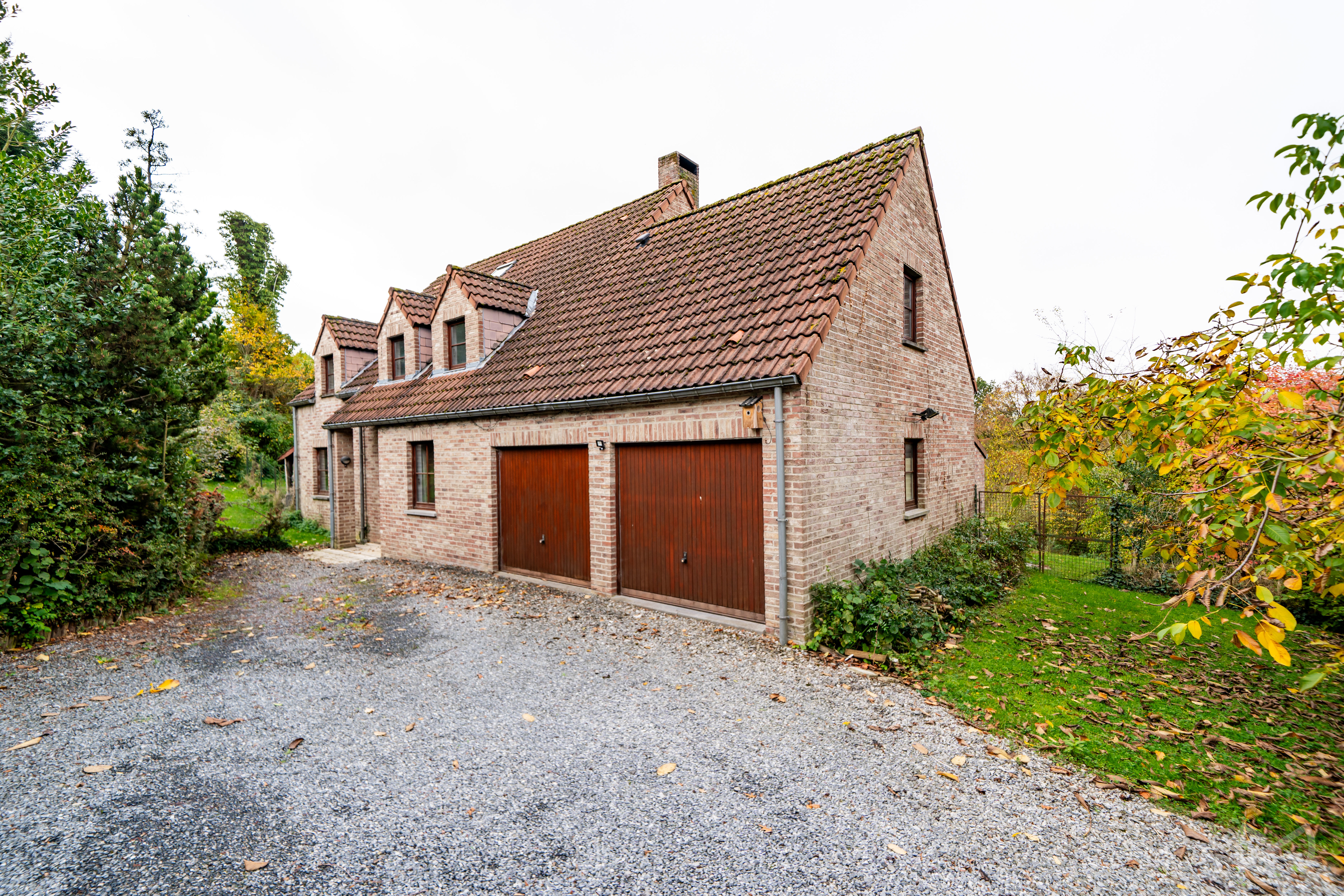 Picture 3 of 3 for Villa with five bedrooms in Ittre