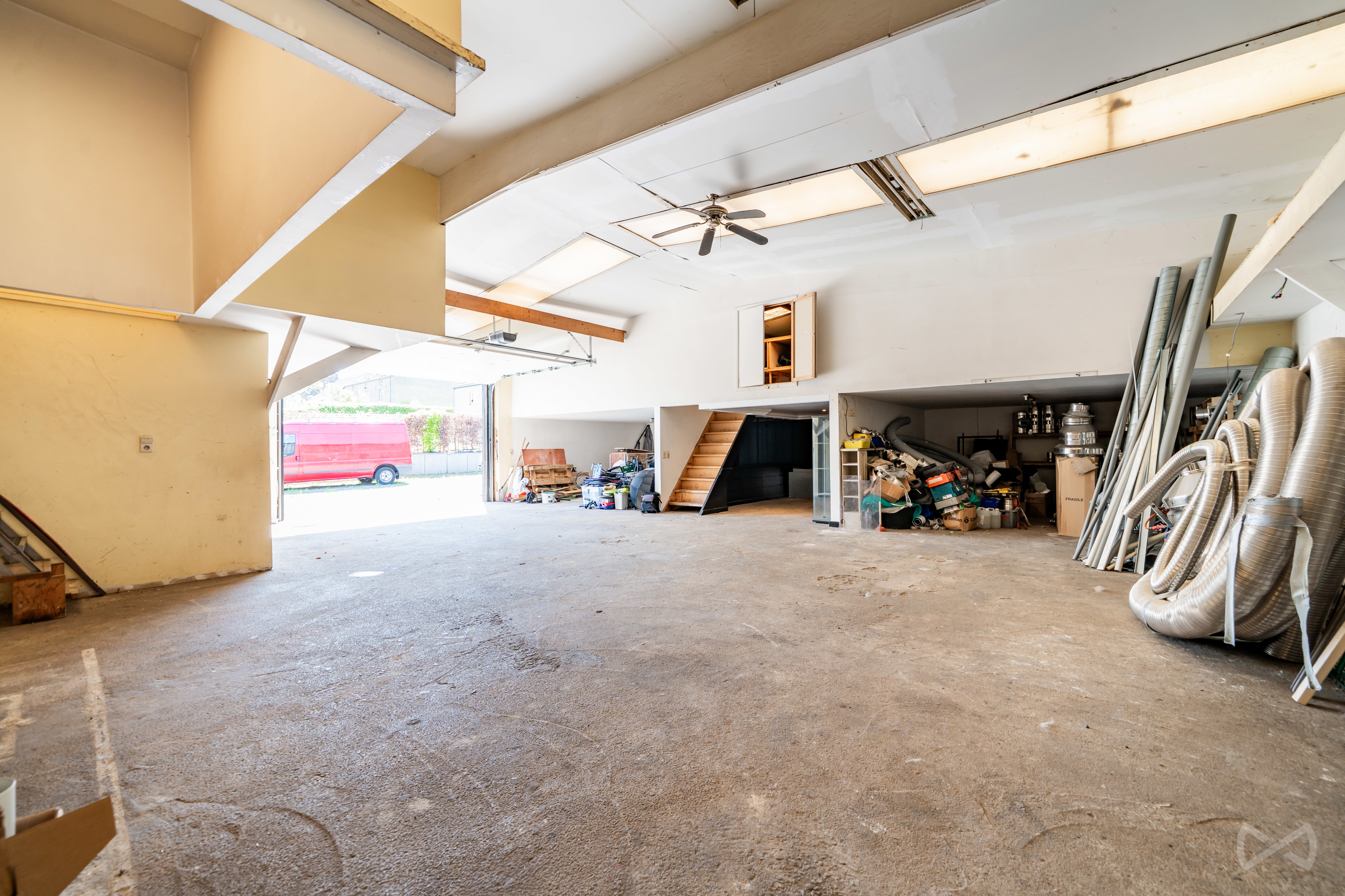 Picture 1 of 4 for Warehouse in Villers-la-ville