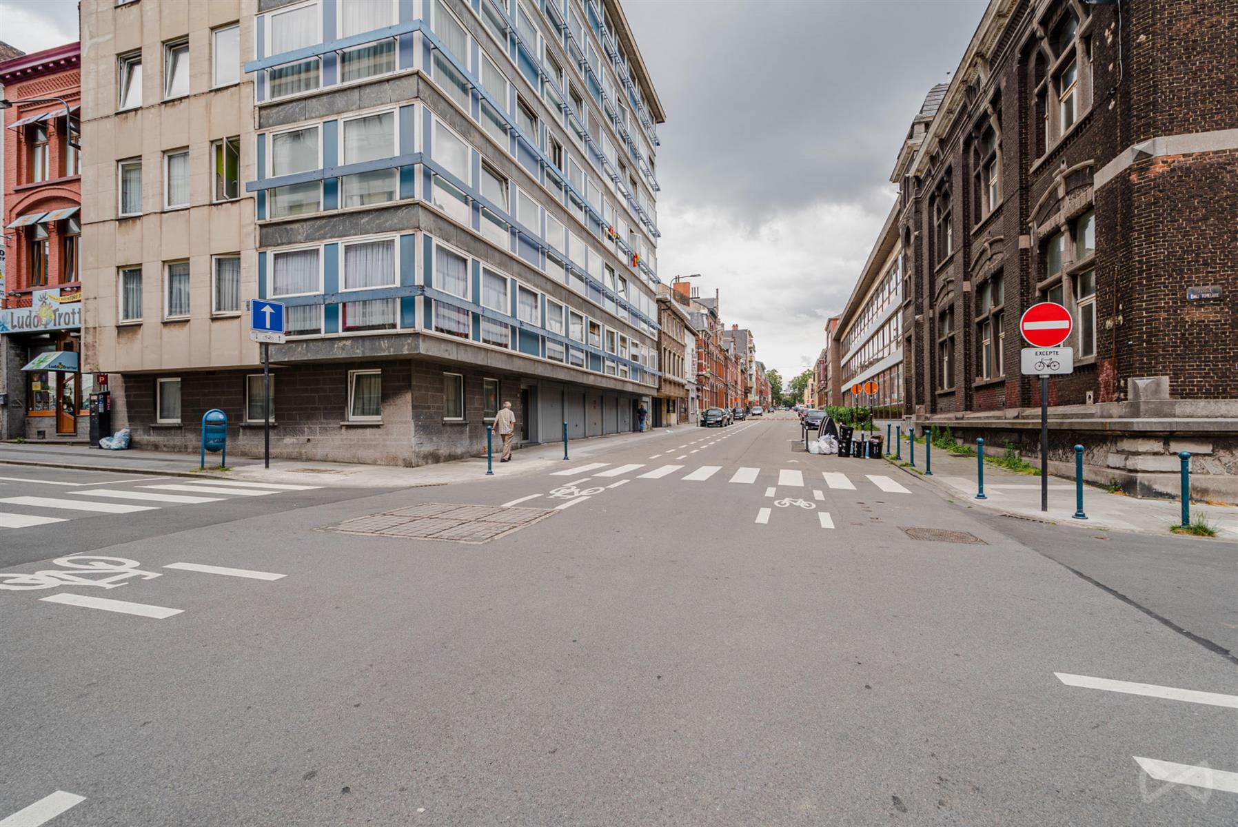 Picture 1 of 4 for Flat with one bedroom in Charleroi