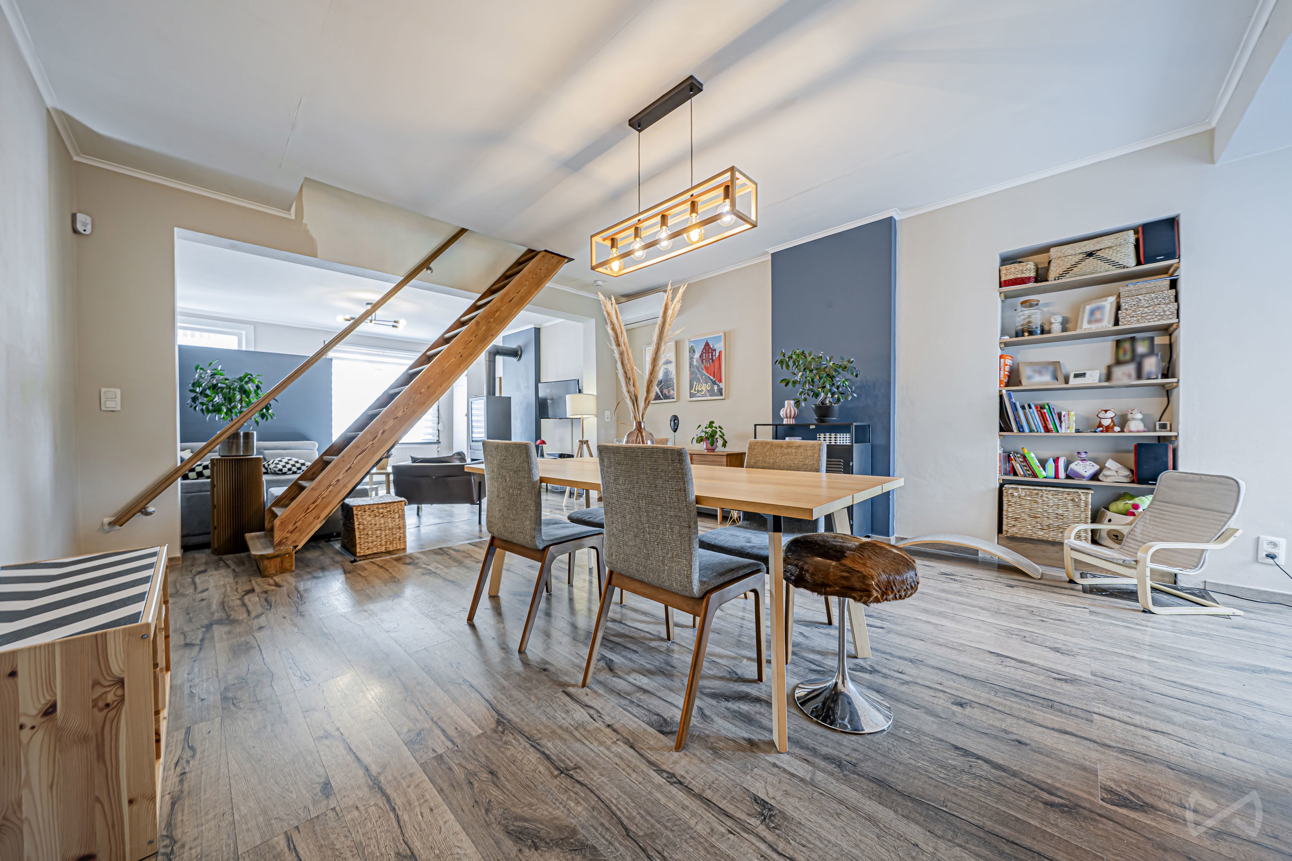 Photo 3 sur 3 pour Maison de quatre chambres à Couillet