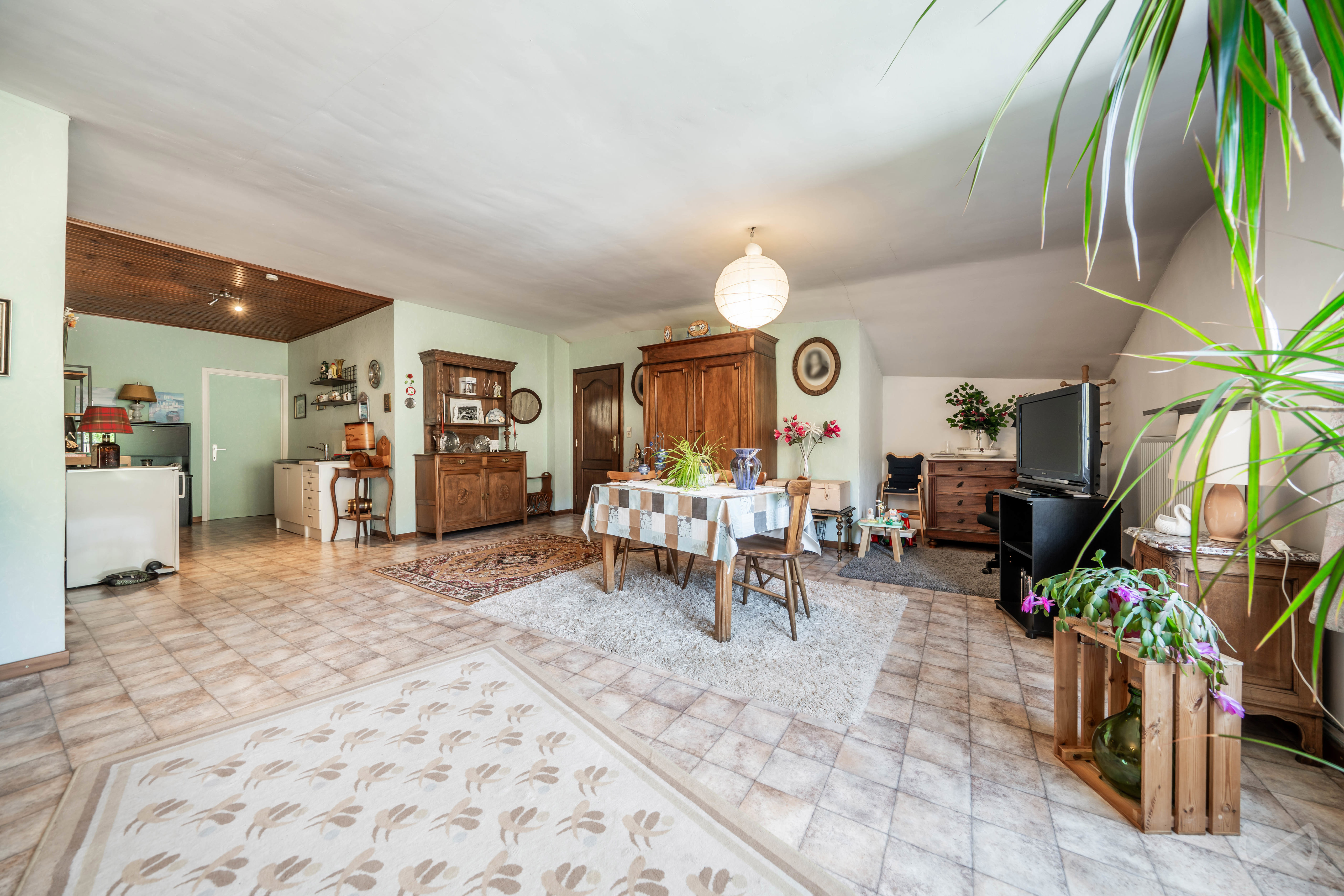 Photo 2 sur 4 pour Maison de cinq chambres à Vierset-barse