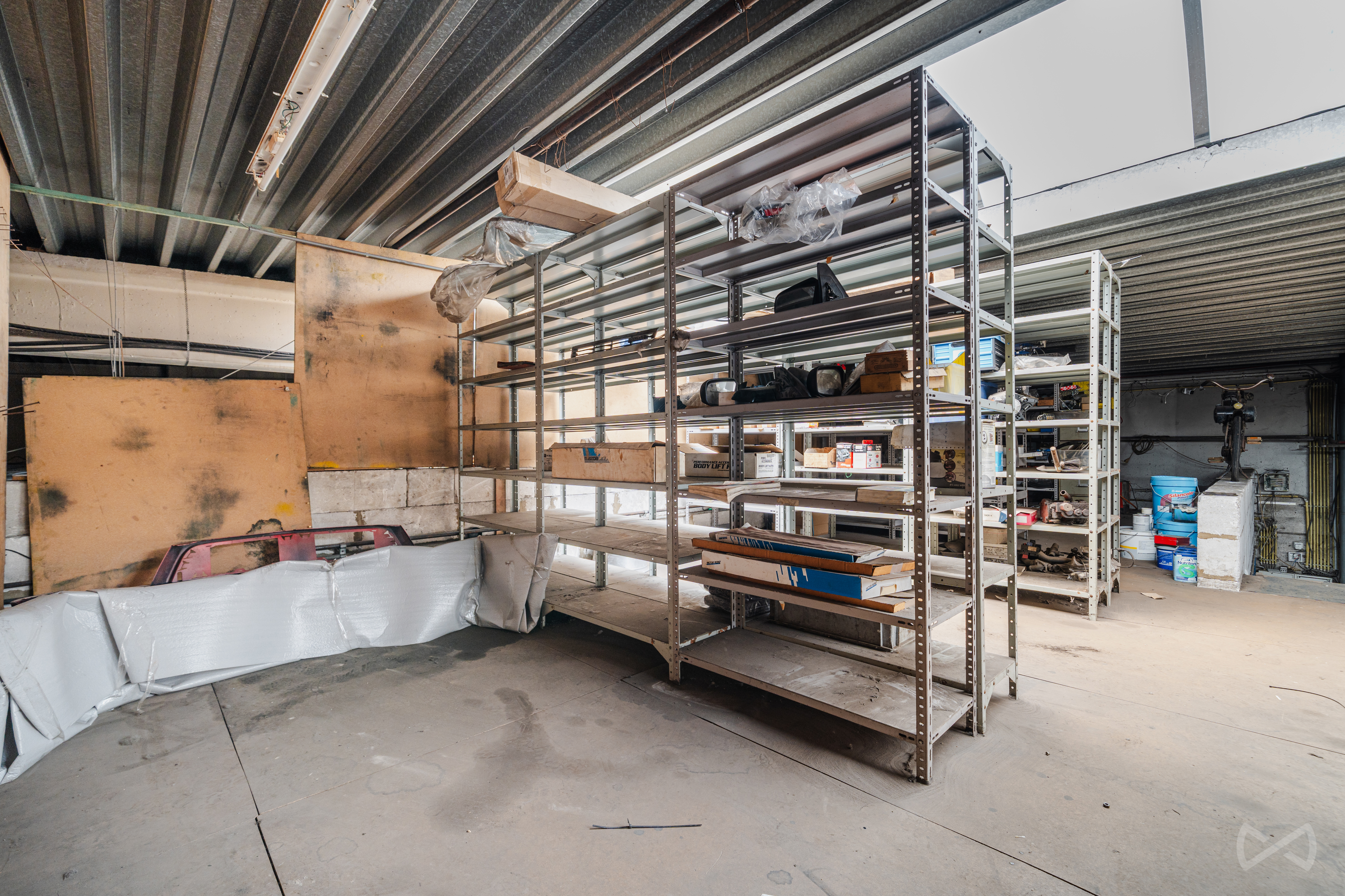 Picture 1 of 4 for Office and warehouse in Soignies Casteau