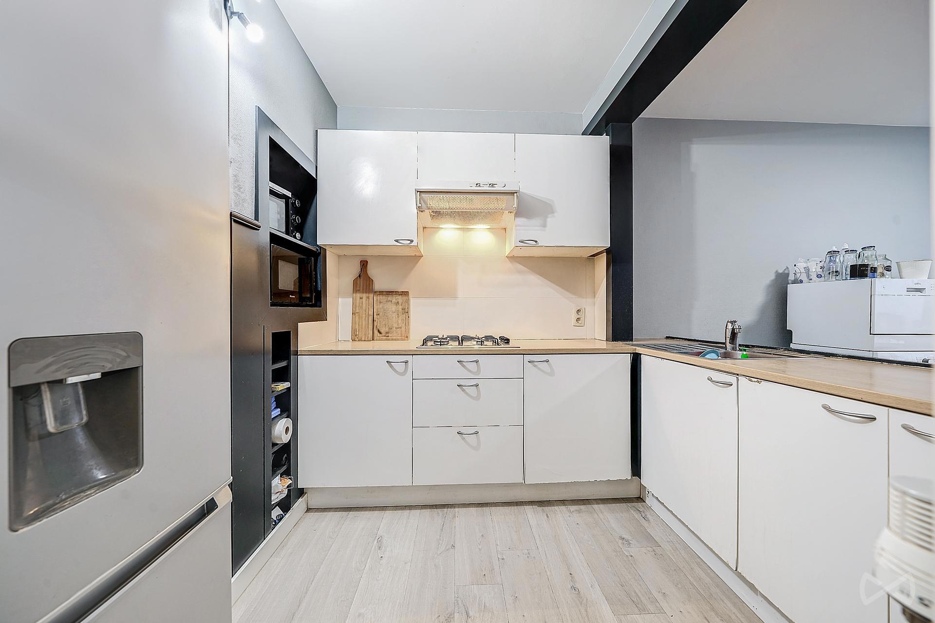 Picture 2 of 4 for Apartment block with four bedrooms in Limal