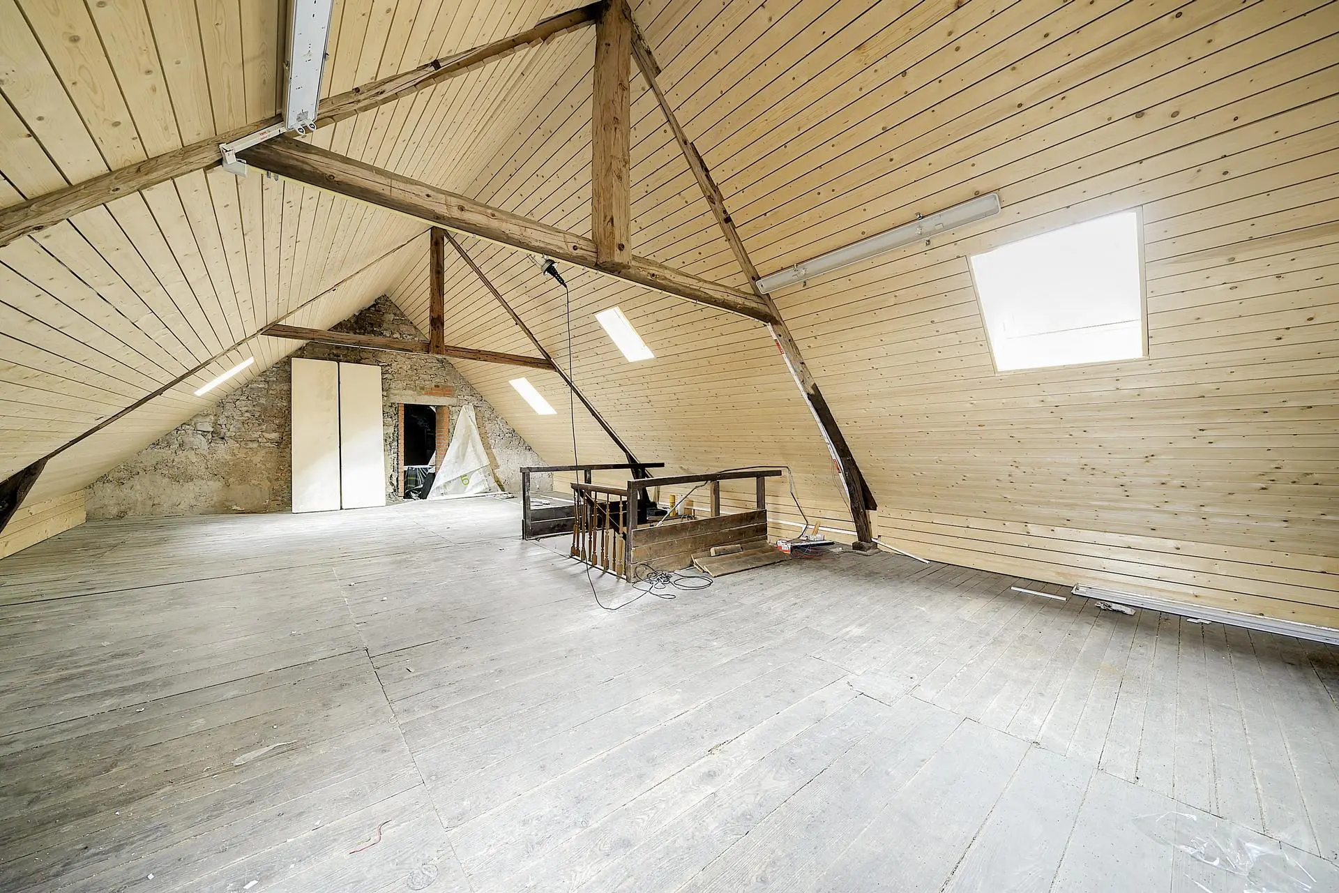 Picture 2 of 4 for House with five bedrooms in Dinant