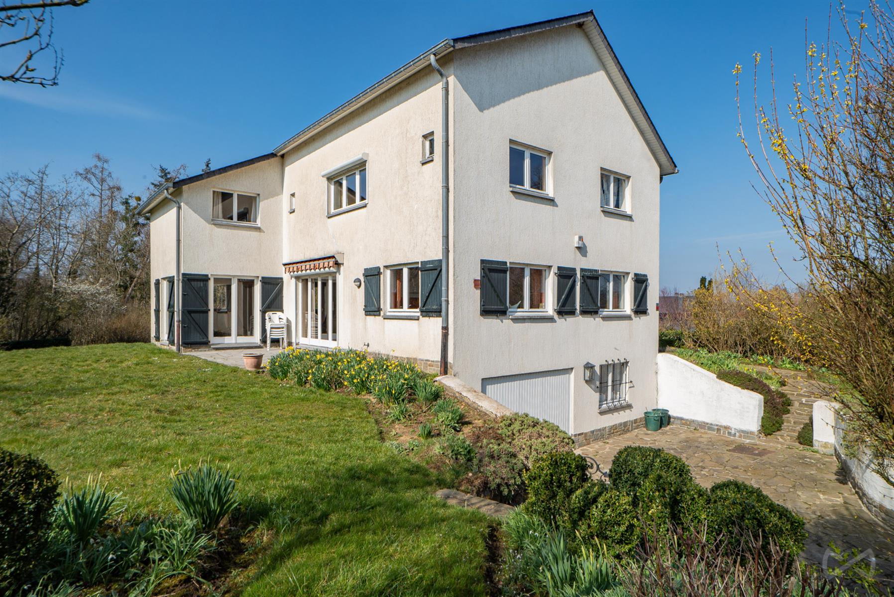 Picture 1 of 4 for Villa with four bedrooms in Gerpinnes