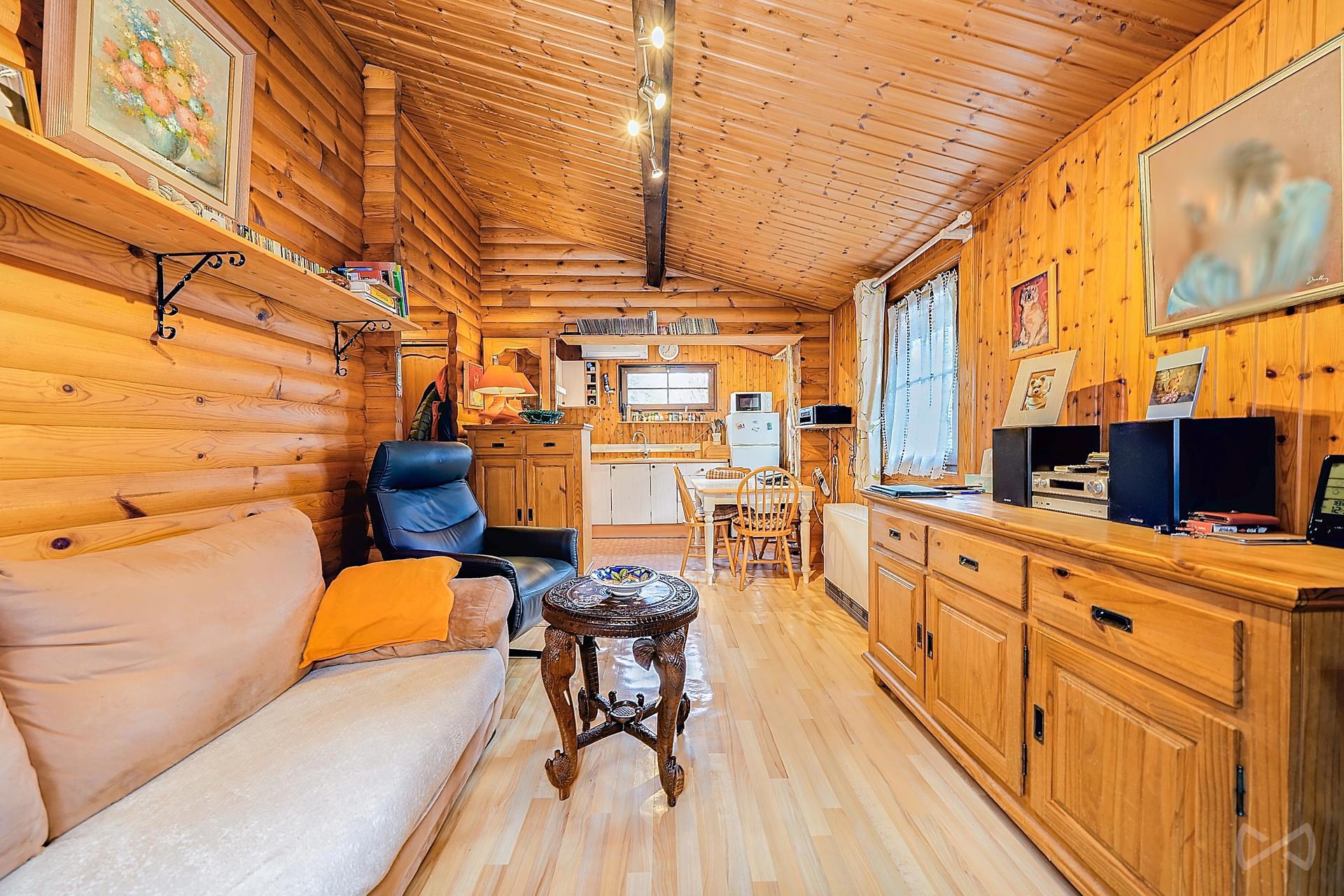 Picture 3 of 3 for Chalet with one bedroom in Sougné-remouchamps
