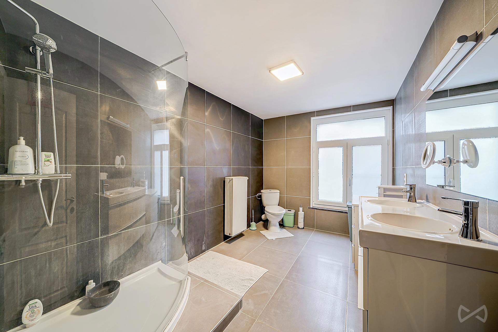 Photo 1 sur 4 pour Maison de quatre chambres à Soignies