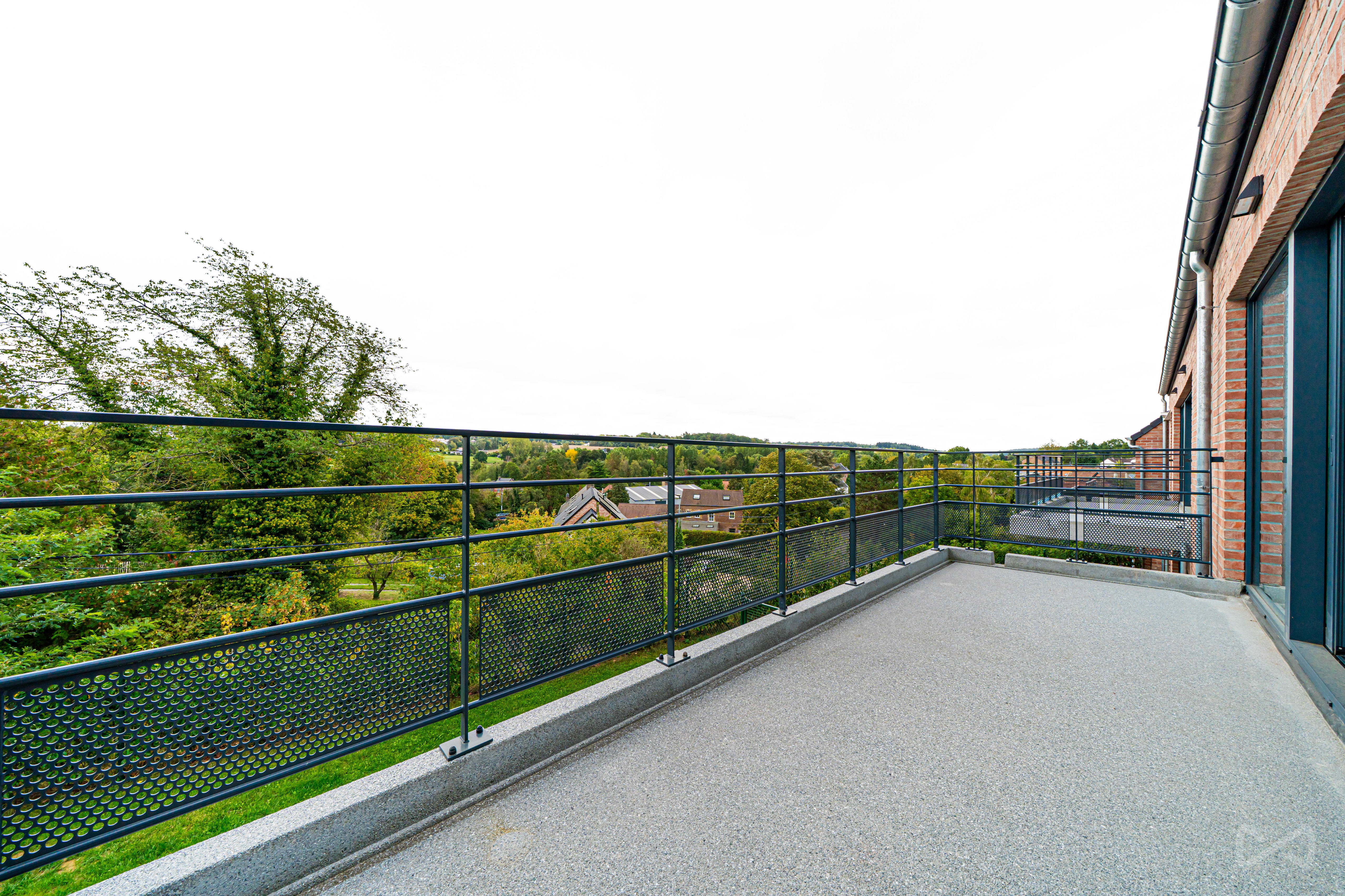 Picture 3 of 4 for Duplex with three bedrooms in Court-saint-Étienne
