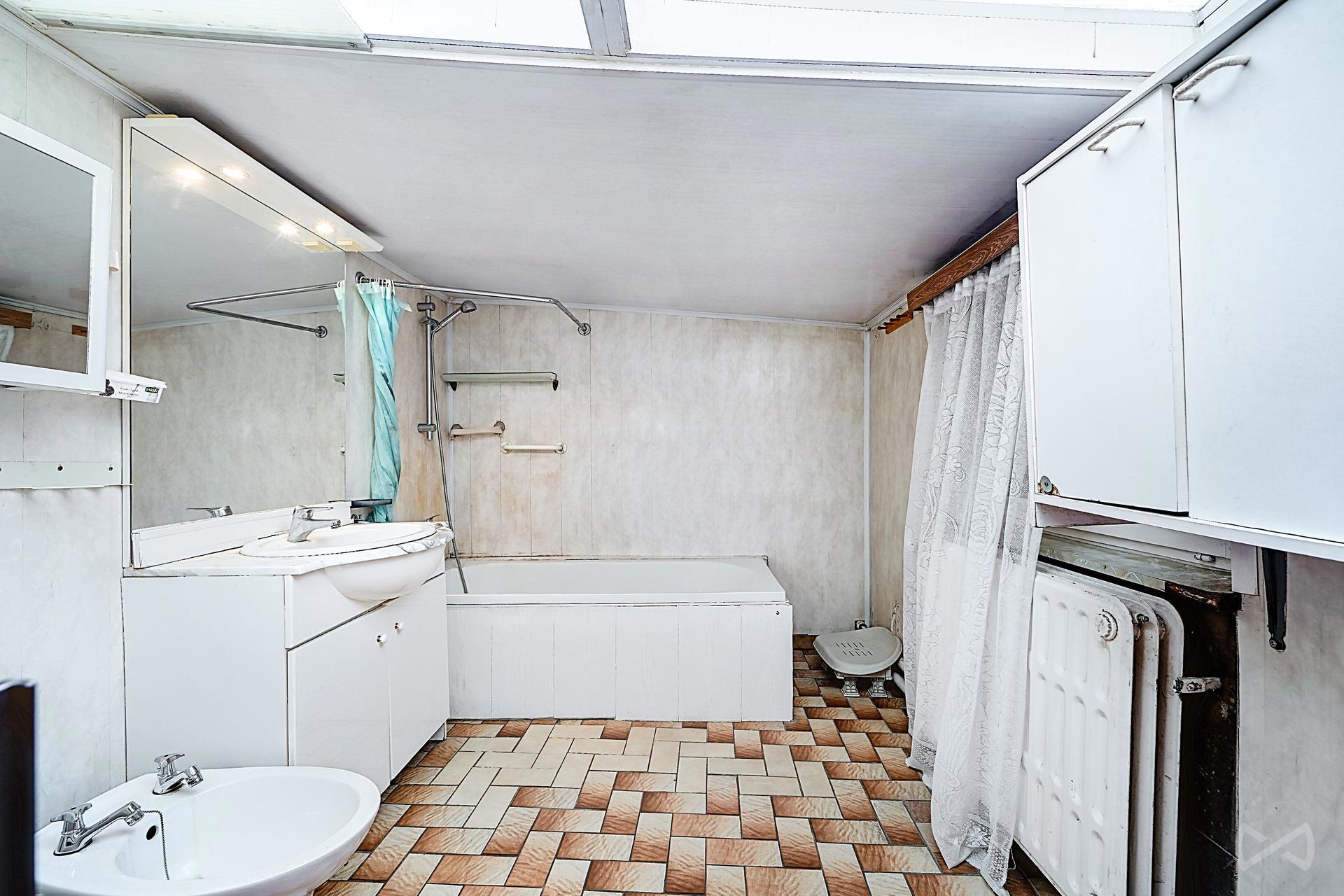 Photo 1 sur 3 pour Maison de deux chambres à Châtelineau