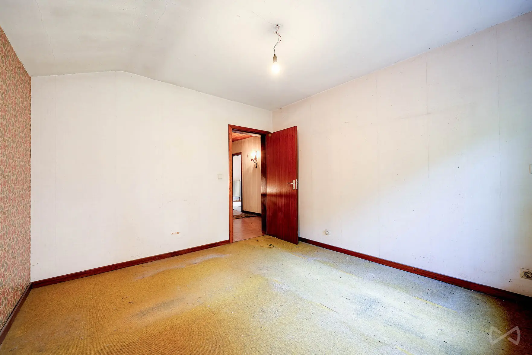 Picture 1 of 4 for Villa with four bedrooms in Marcinelle