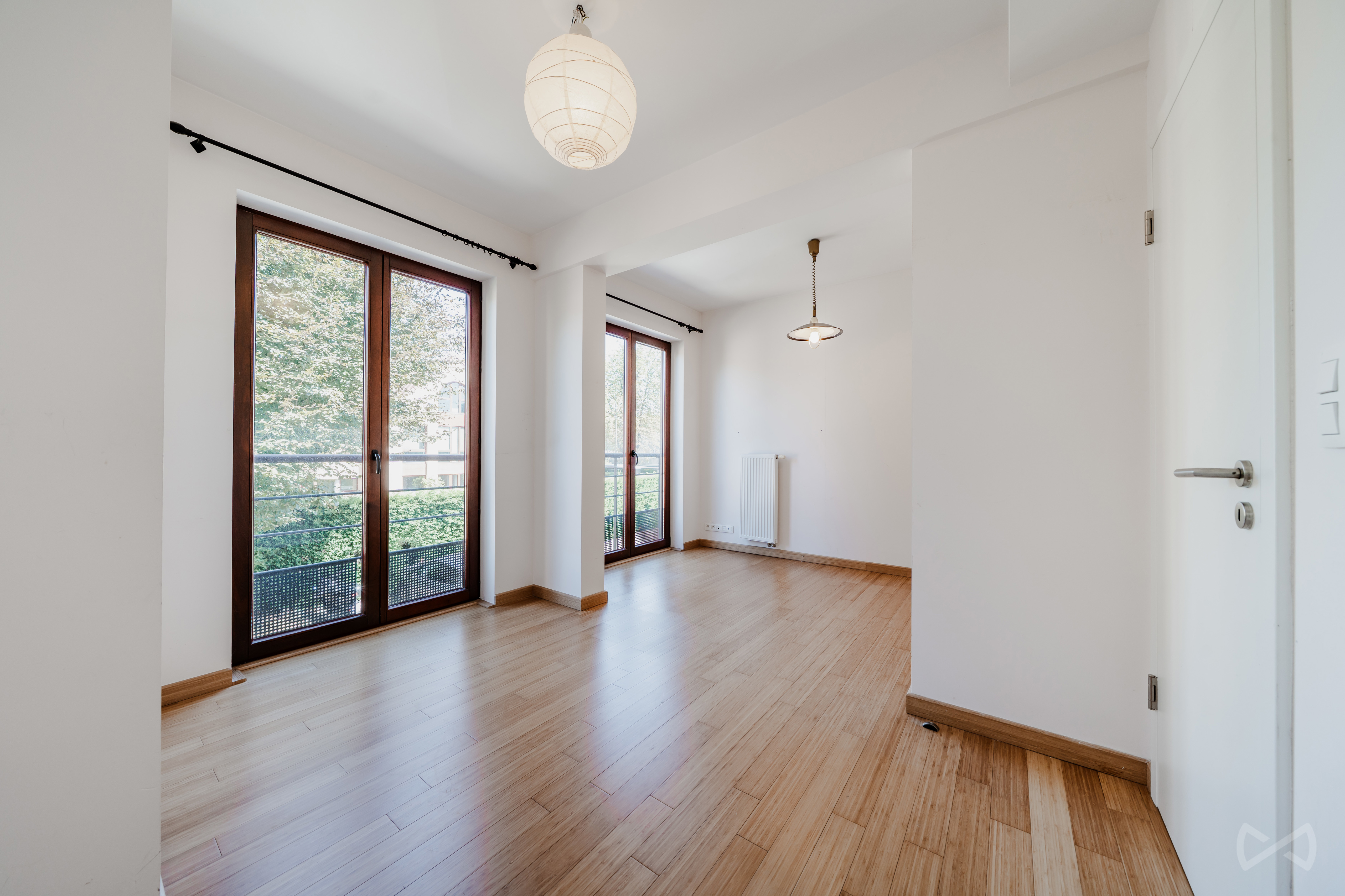Picture 1 of 4 for Flat with three bedrooms in Waterloo