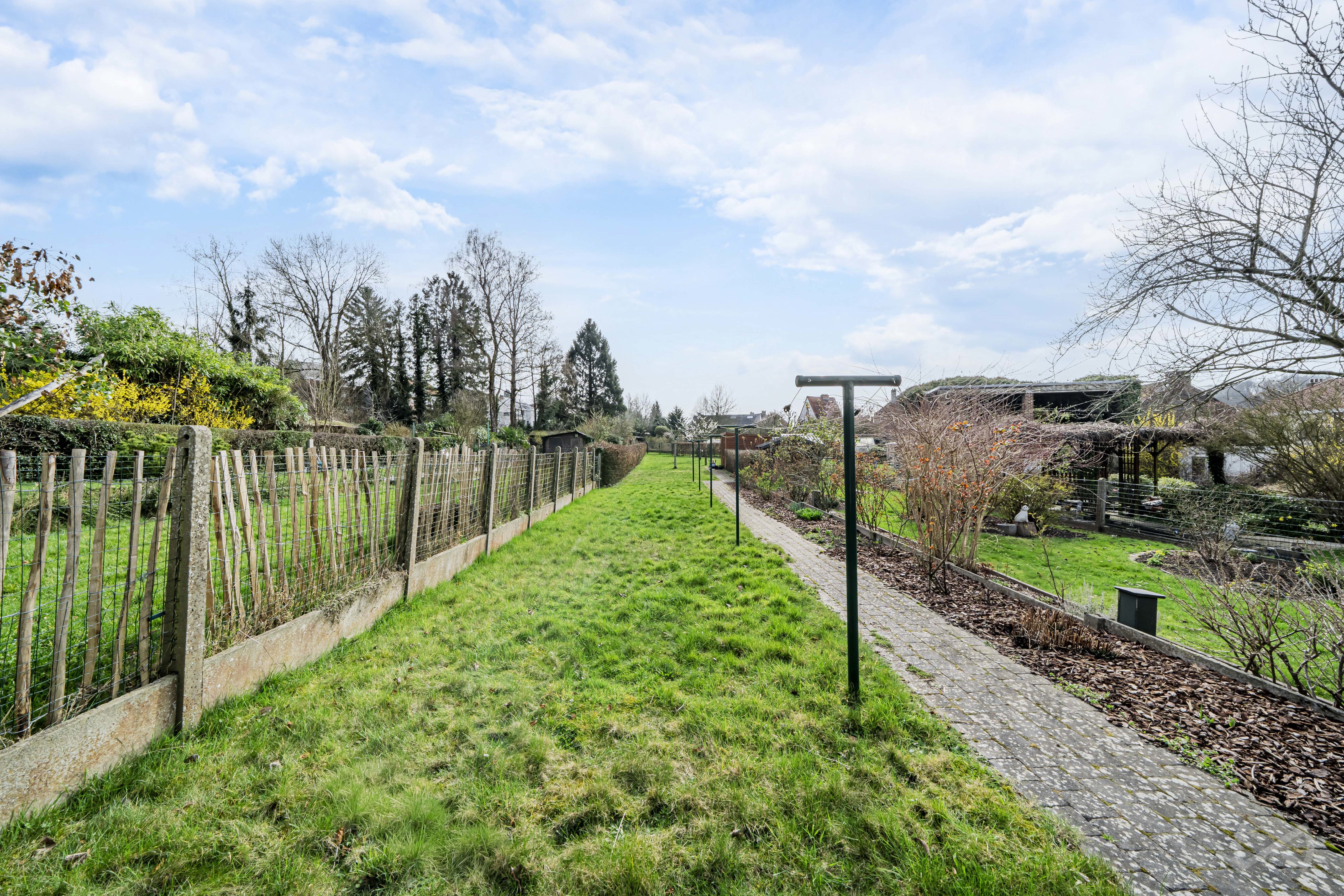 Picture 1 of 4 for Charming house with five bedrooms in Ottignies