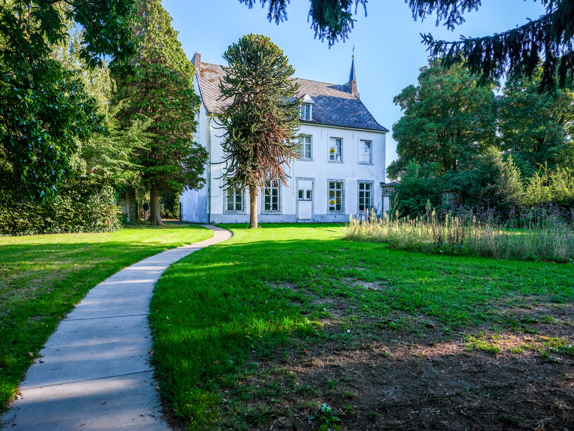 Picture 1 of 5 for Exceptional house in Geetbets