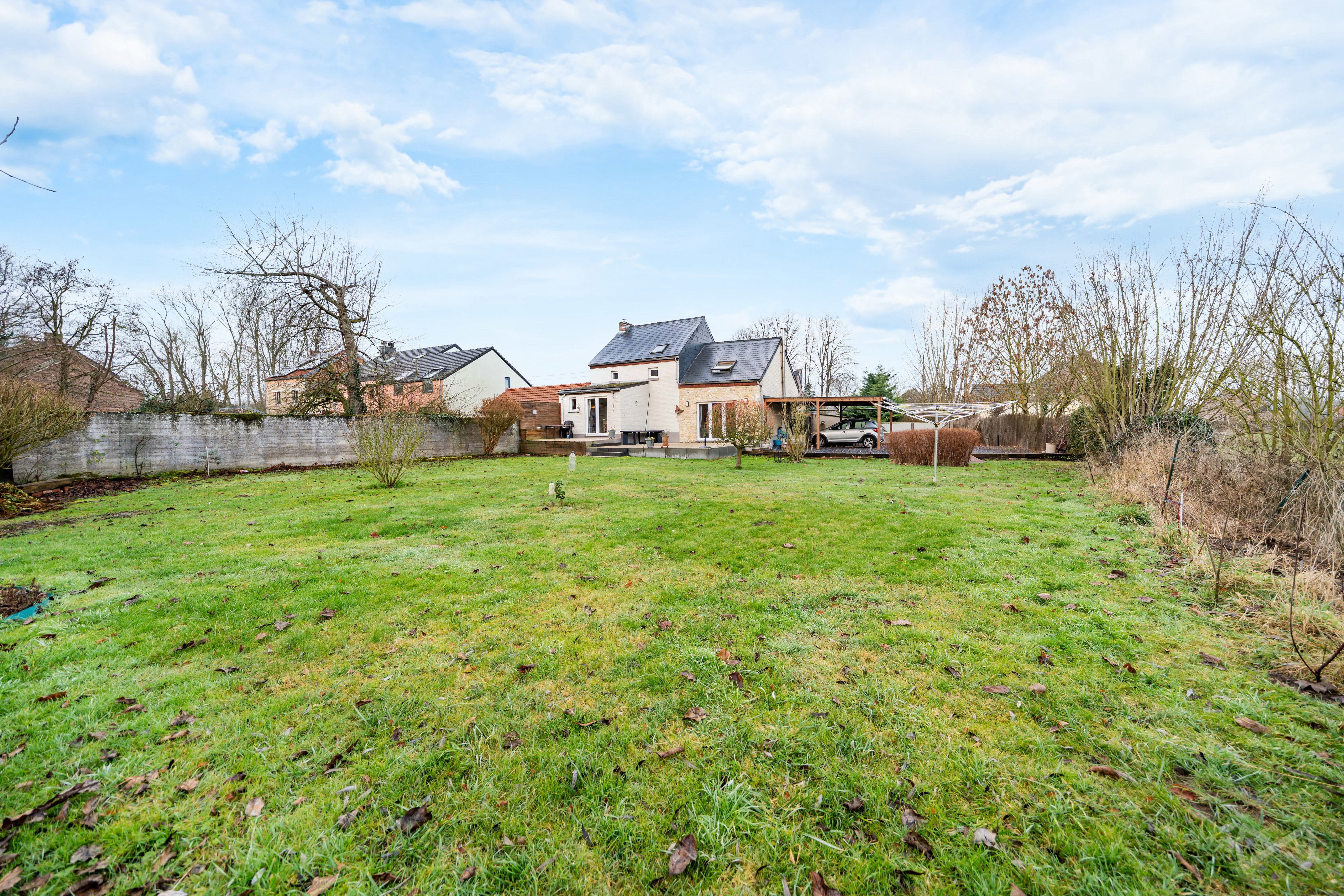 Photo 2 sur 4 pour Maison de quatre chambres à Orp-le-grand