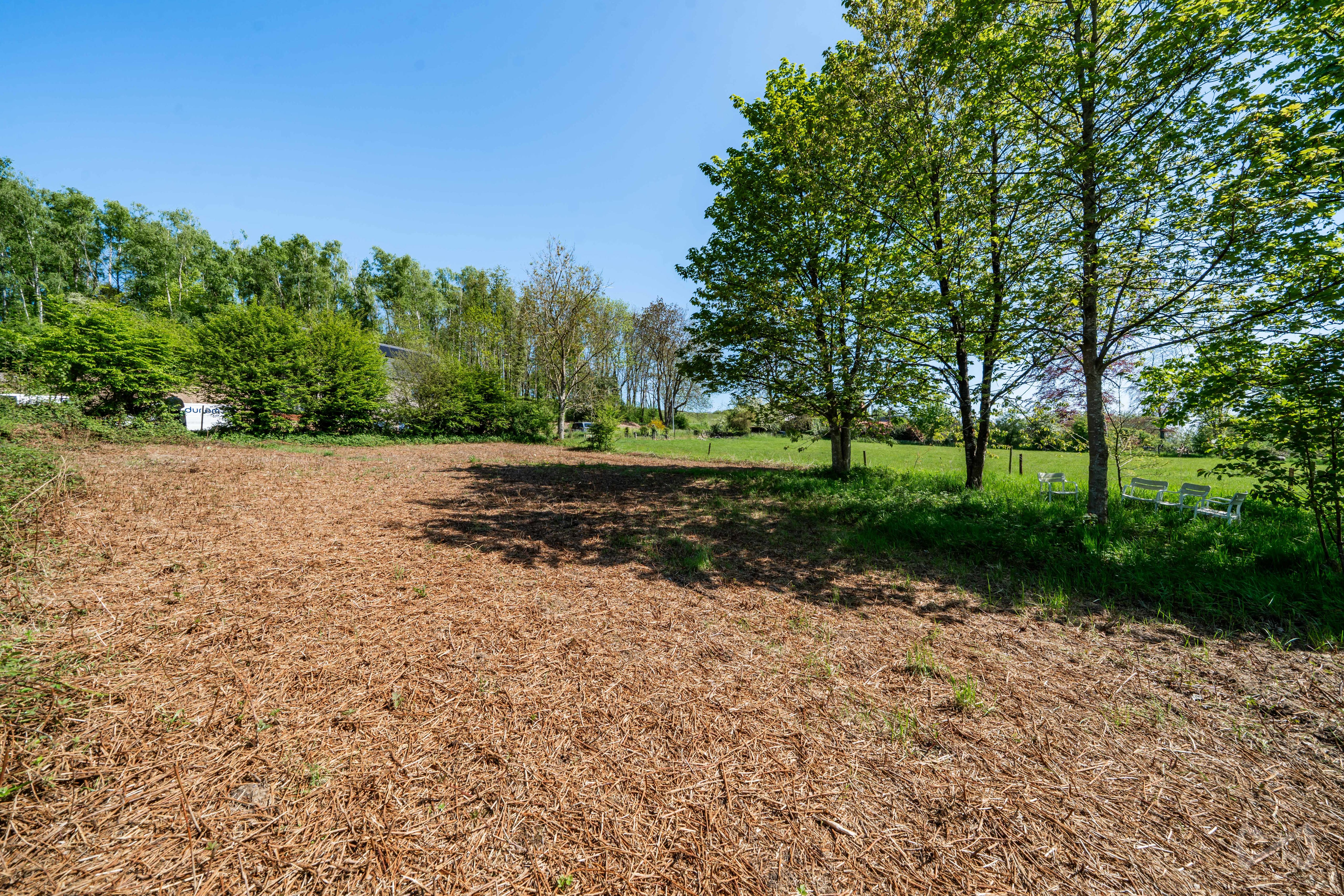 Picture 3 of 4 for Building ground in Yvoir