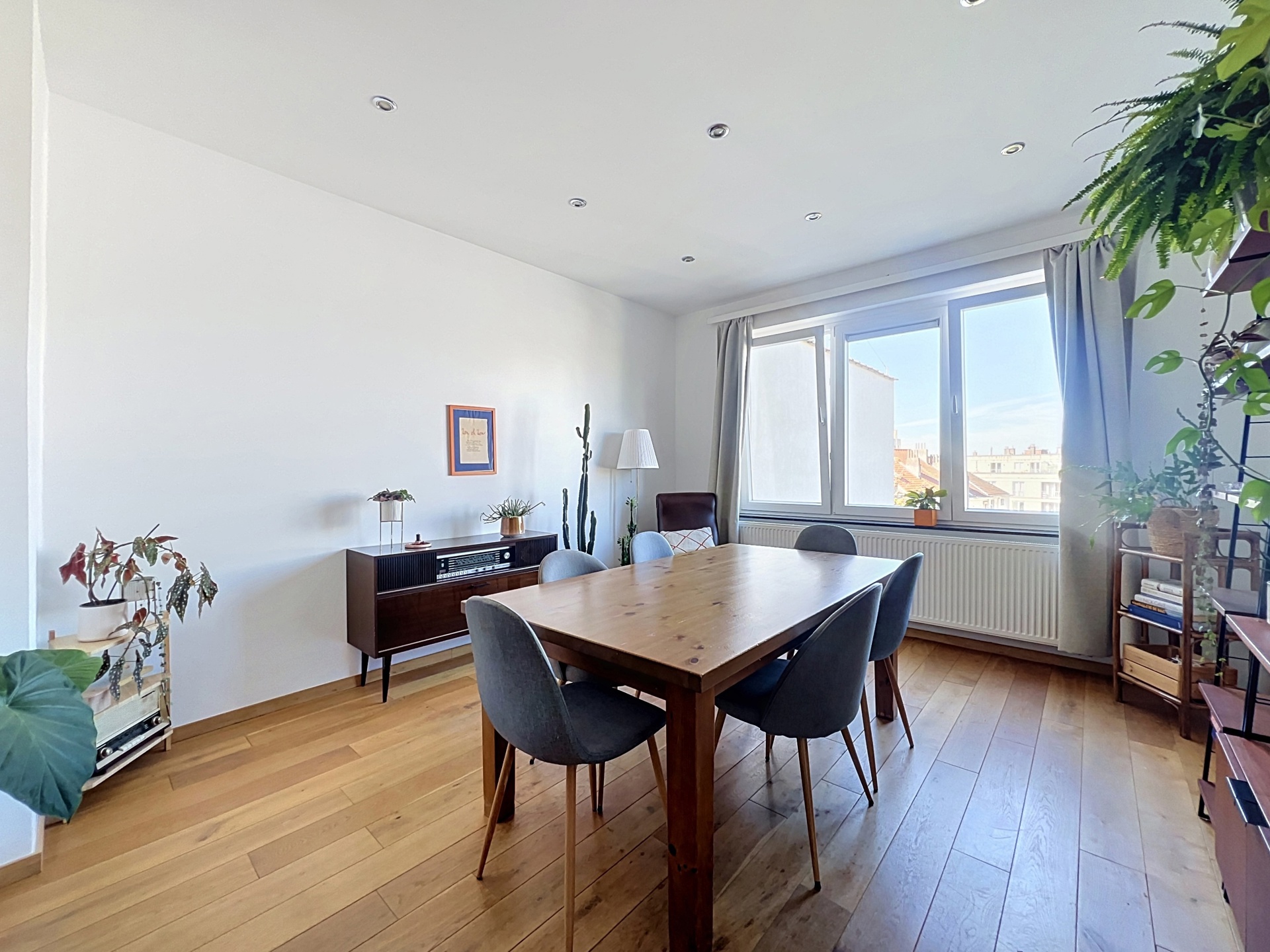 Picture 1 of 4 for Flat with two bedrooms in Saint-Gilles